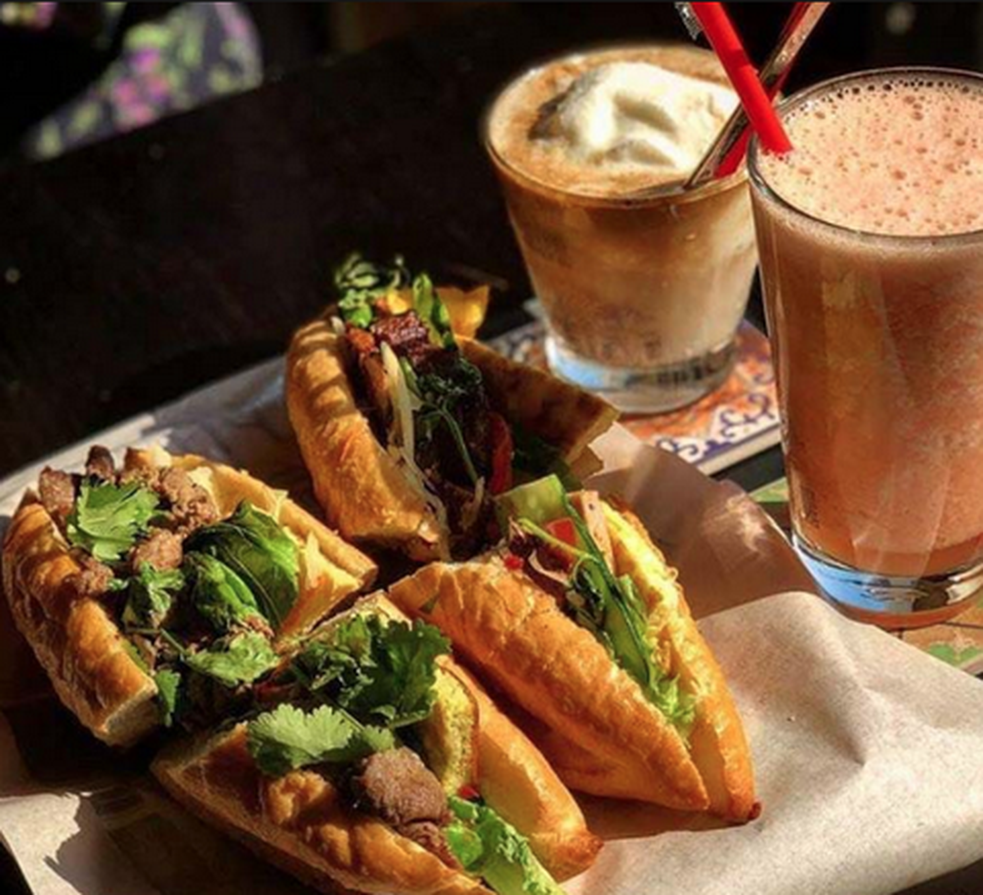 Hình ảnh Bánh Mì Má Hải - Queen Coffee & Drinks - Tô Hiến Thành