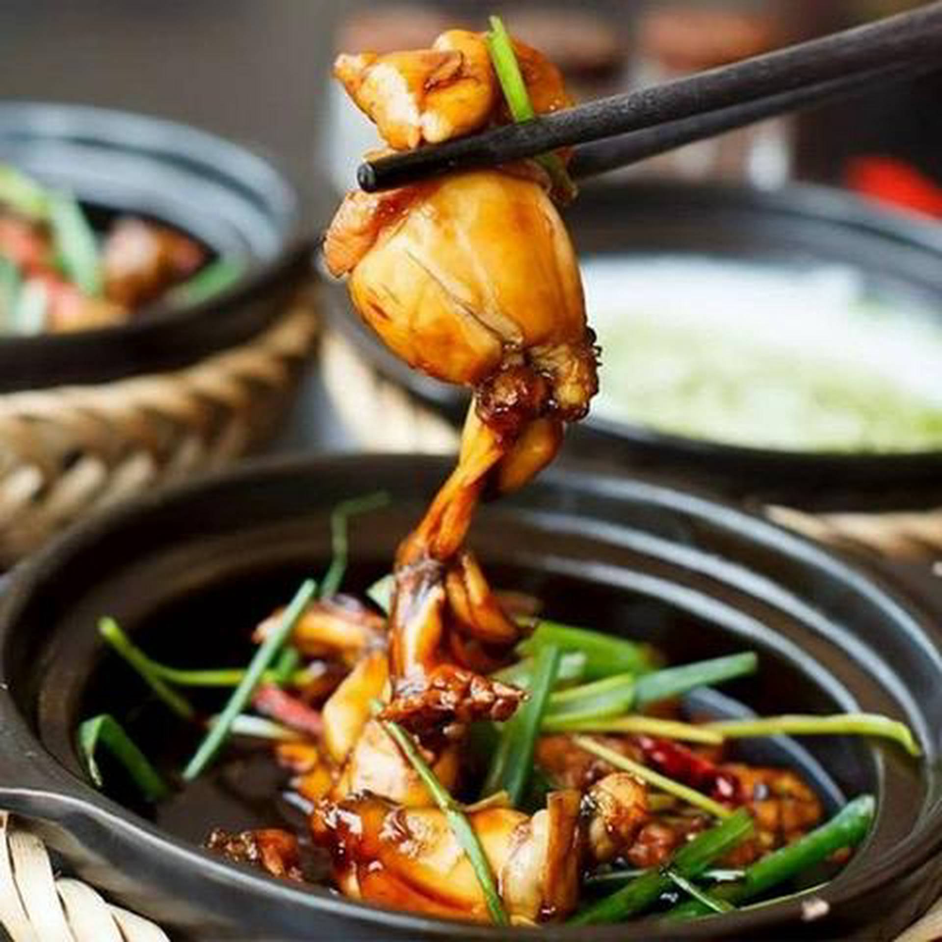 Hình ảnh Cháo Ếch Singapore Hi Đạt 469 - Cách Mạng Tháng 8
