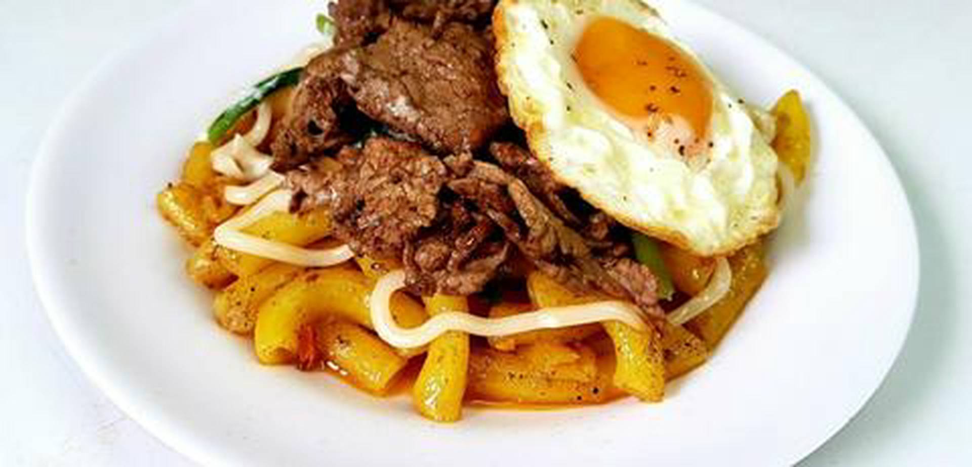 Hình ảnh Cà Pháo - Nui Xào & Mì Trộn - Nguyễn Trãi