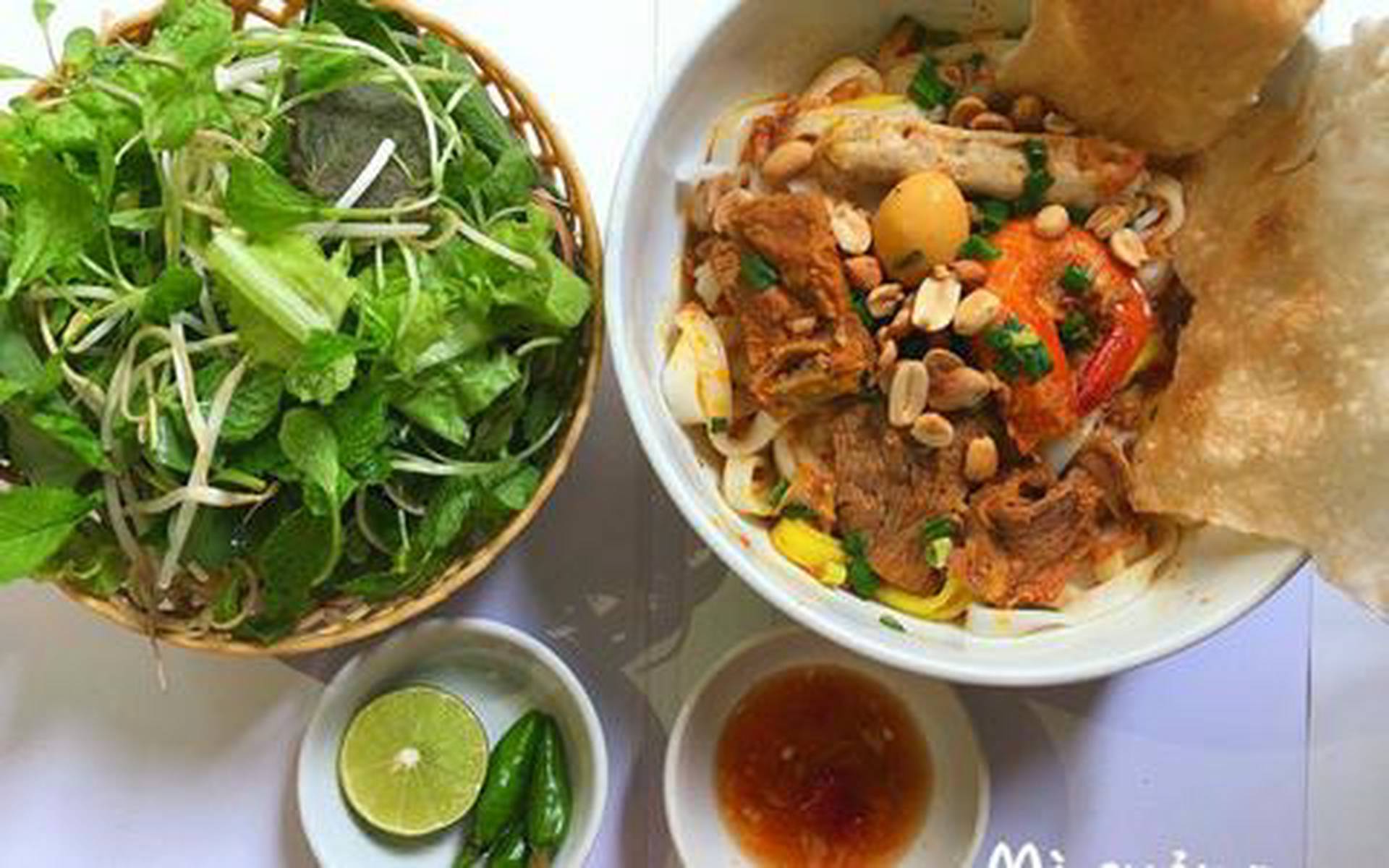 Hình ảnh Mì Quảng Cô Mai Đầm Sen - Hòa Bình