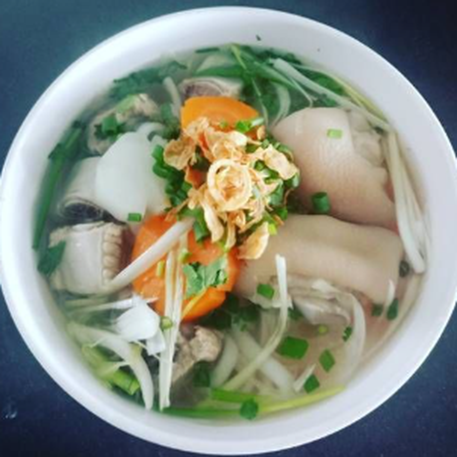 Hình ảnh Bánh Canh Bột Gạo Thả Nòi - Trường Chinh