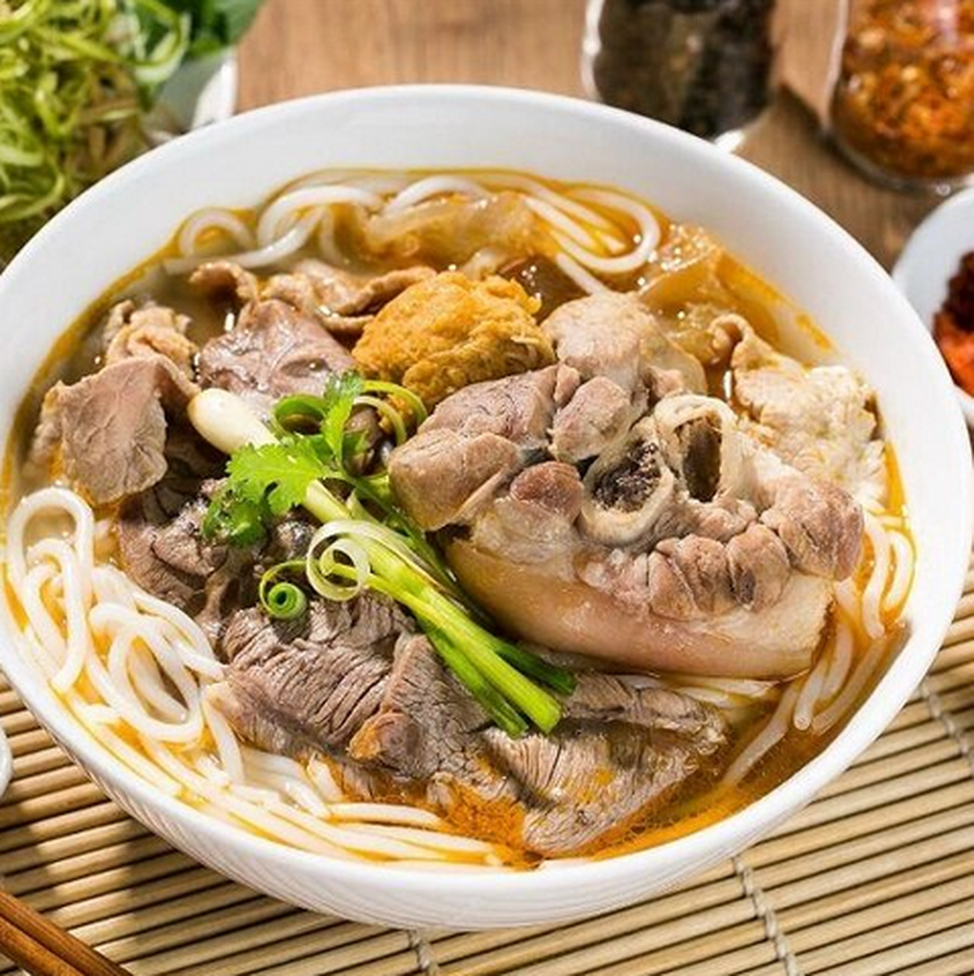 Hình ảnh Bún Giò Heo Quê Mình - Cách Mạng Tháng Tám