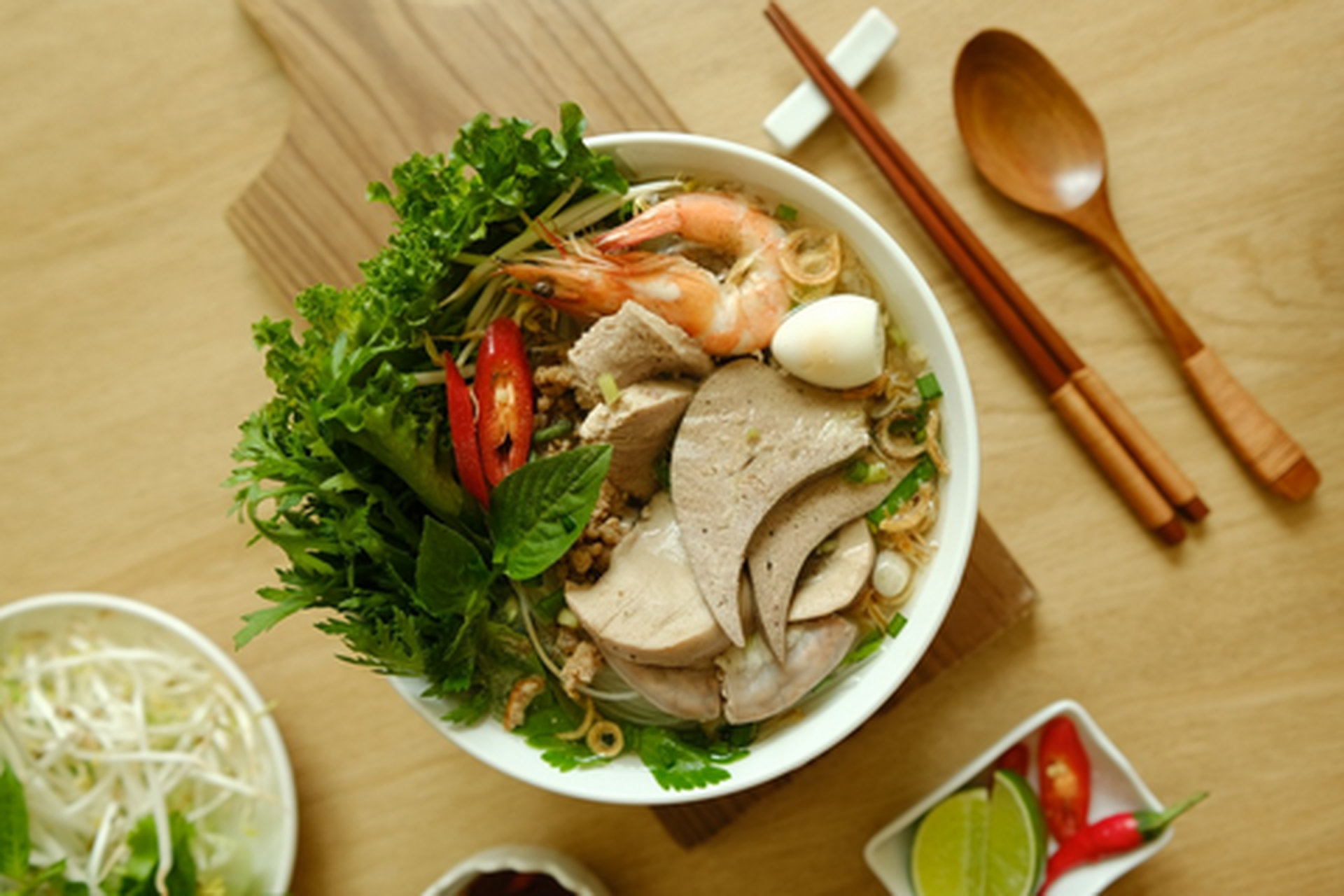 Hình ảnh Tiệm Hủ Tíu Chú Thành - Gia Truyền Từ 1982 - Phó Đức Chính
