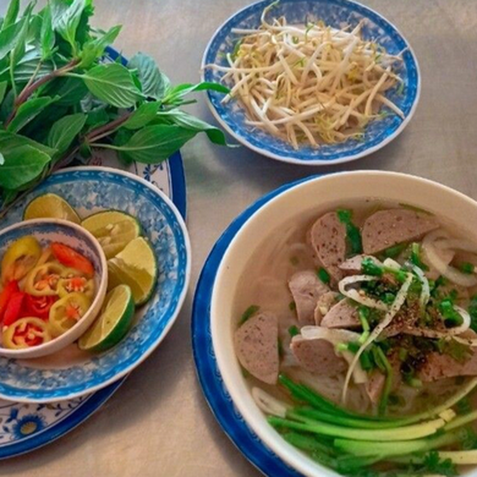 Hình ảnh Phở Phú Hương - Lê Quang Định