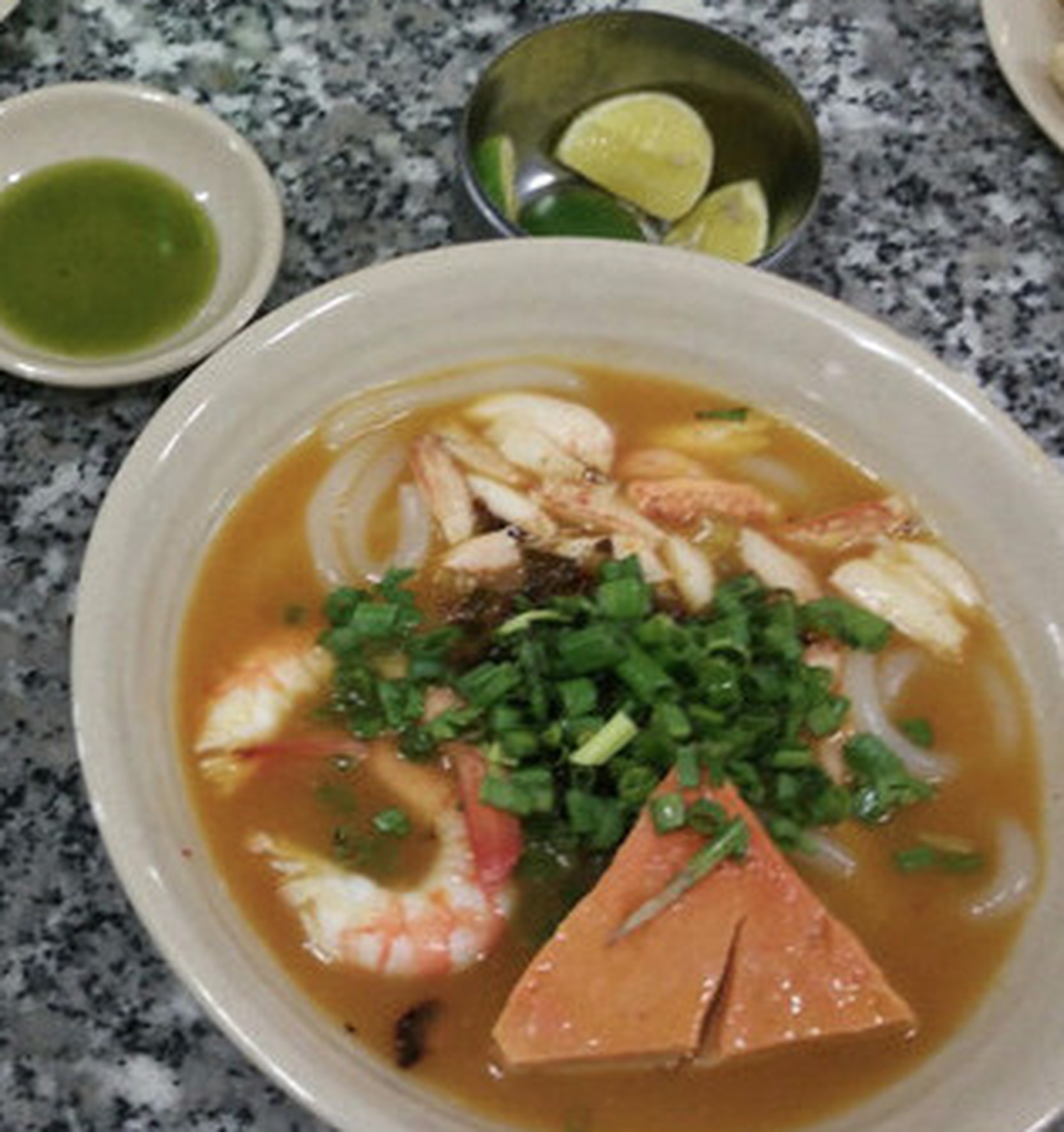 Hình ảnh Anh Vũ - Bánh Canh Cua - Calmette