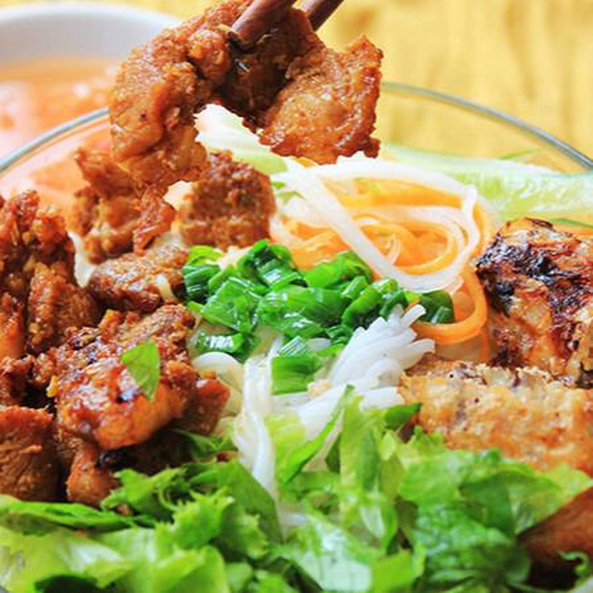 Hình ảnh Bún Thịt Nướng Chị Huệ - Lạc Long Quân