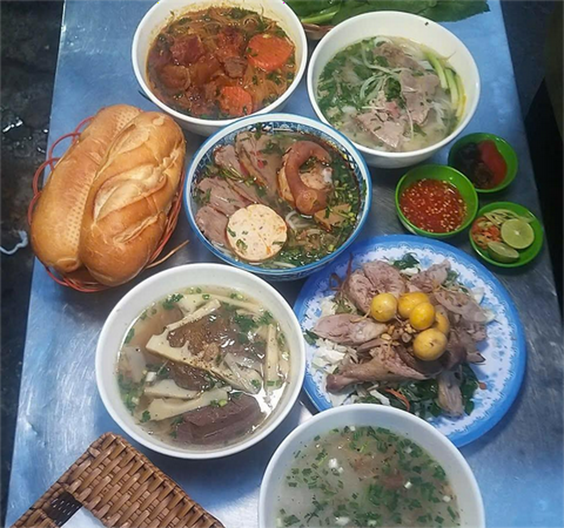 Hình ảnh Phở & Bún Bò Út 006 - Chung Cư Ấn Quang