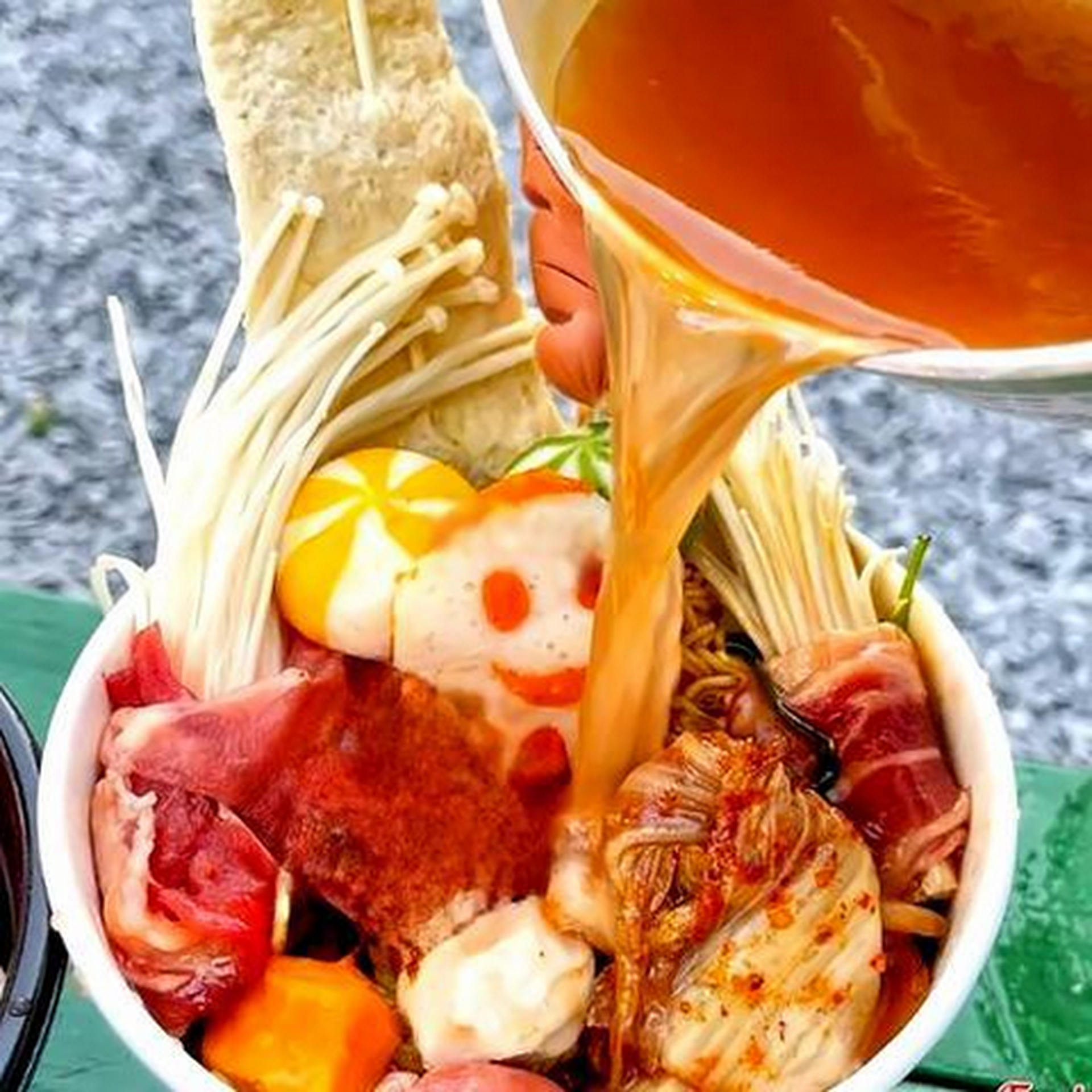 Hình ảnh Tiệm Nhà Bơ - Lẩu Ly & Trà Sữa - Nguyễn Chí Thanh