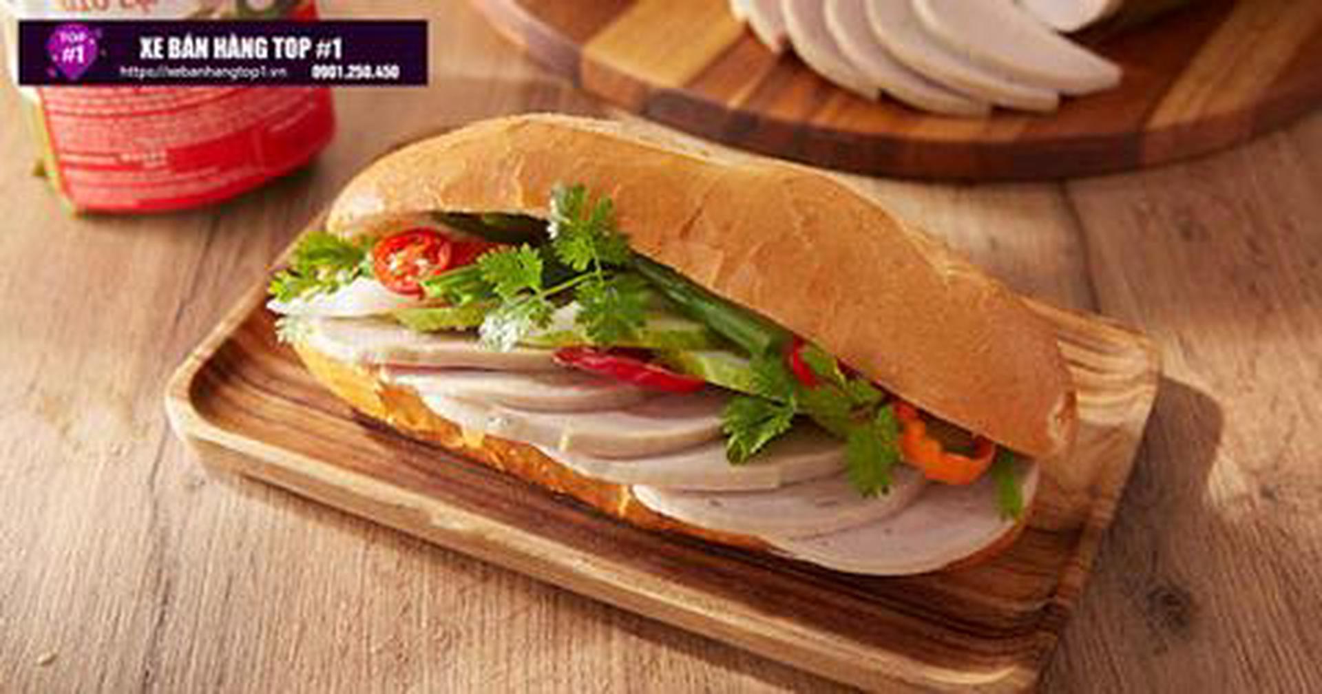 Hình ảnh Bánh Mì Patê Chả Lụa