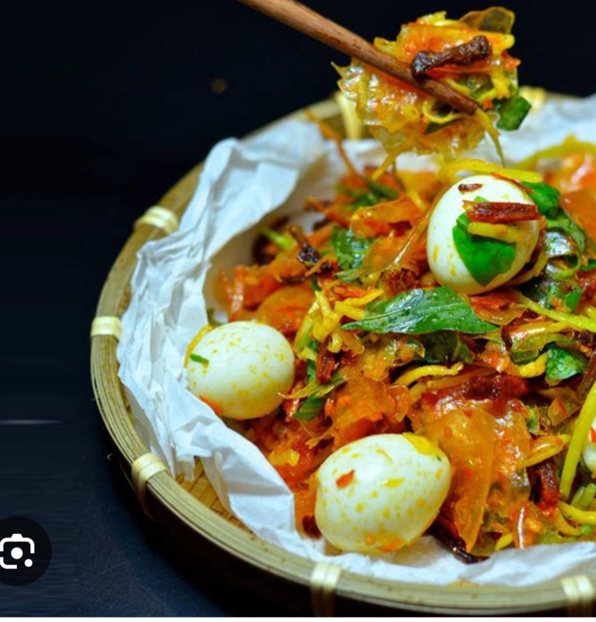 Hình ảnh Bánh Tráng Trộn Fulltopping 