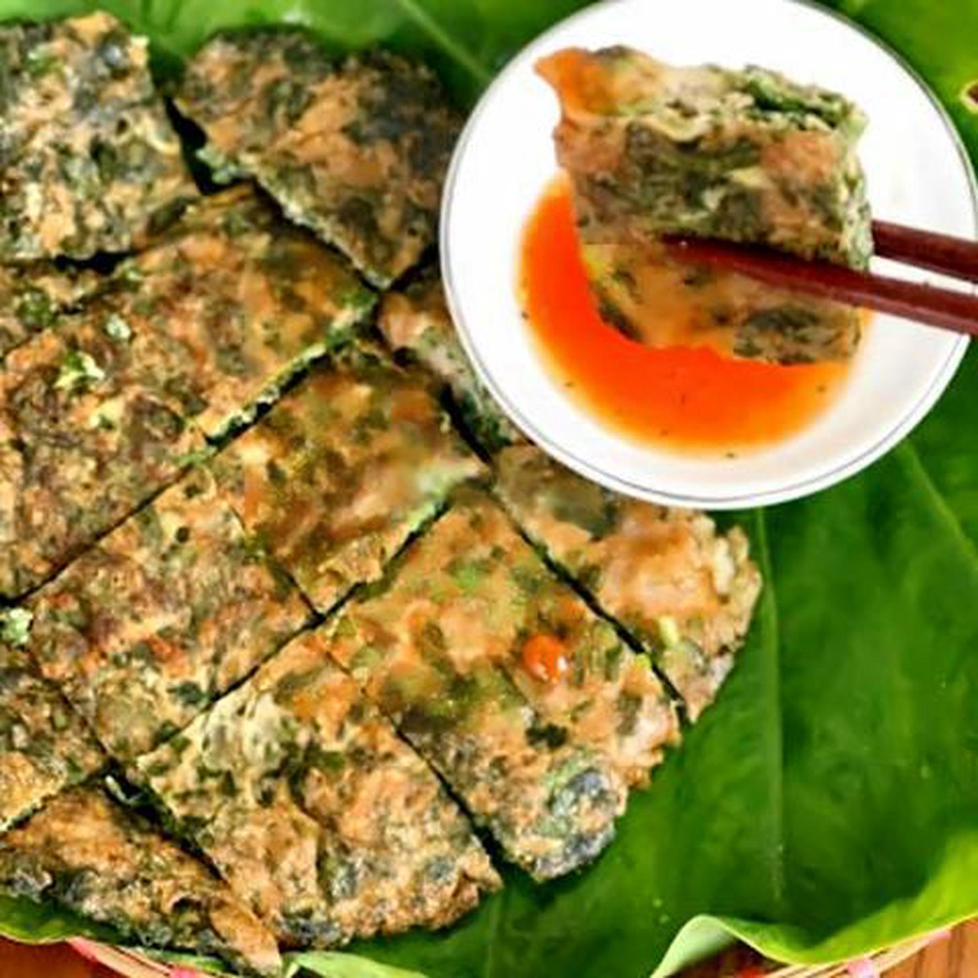 Hình ảnh Trứng gà ngải cứu