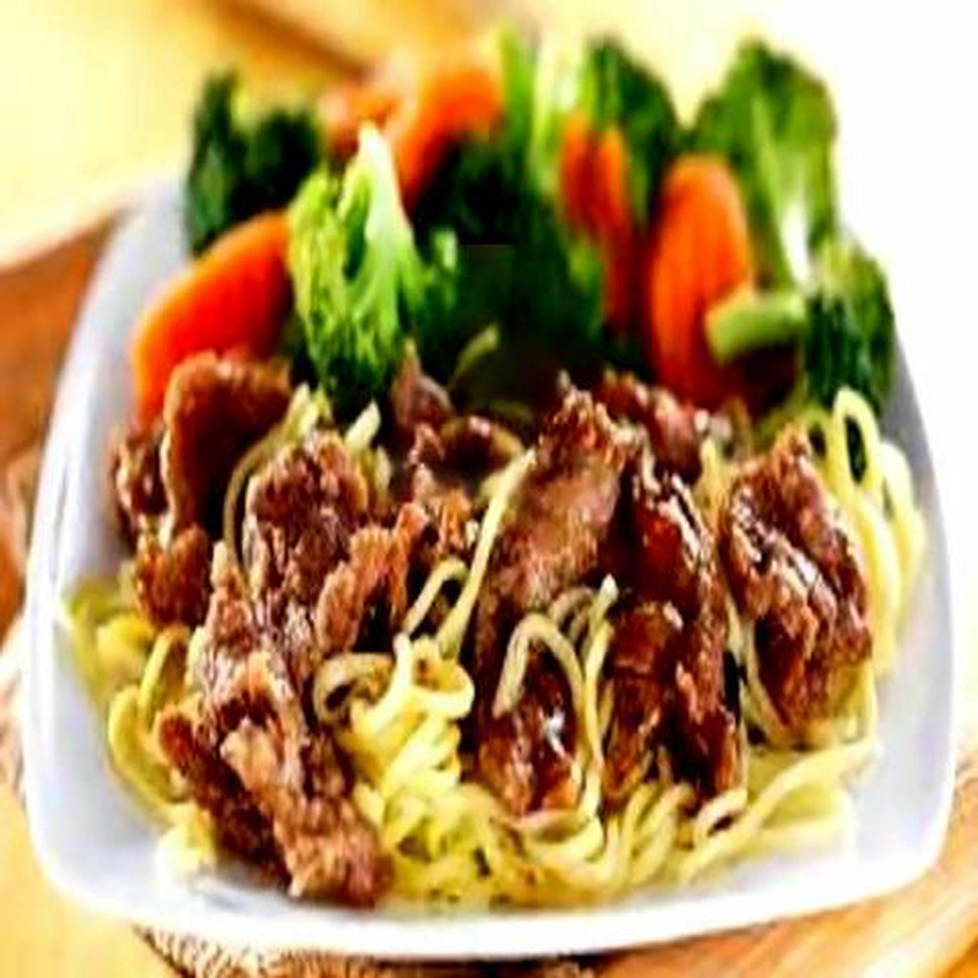 Hình ảnh Mì xào bò