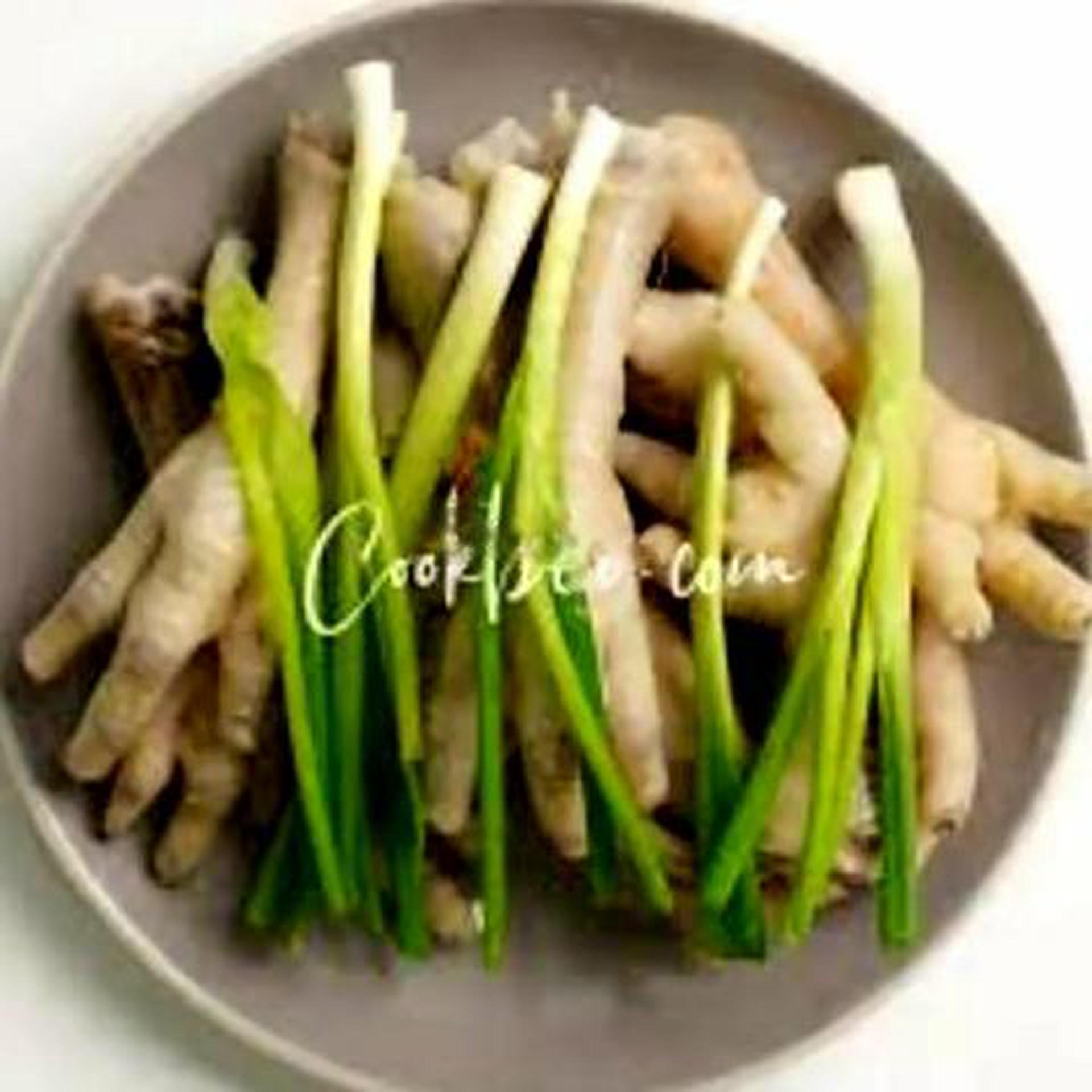 Hình ảnh Chân gà hấp hành