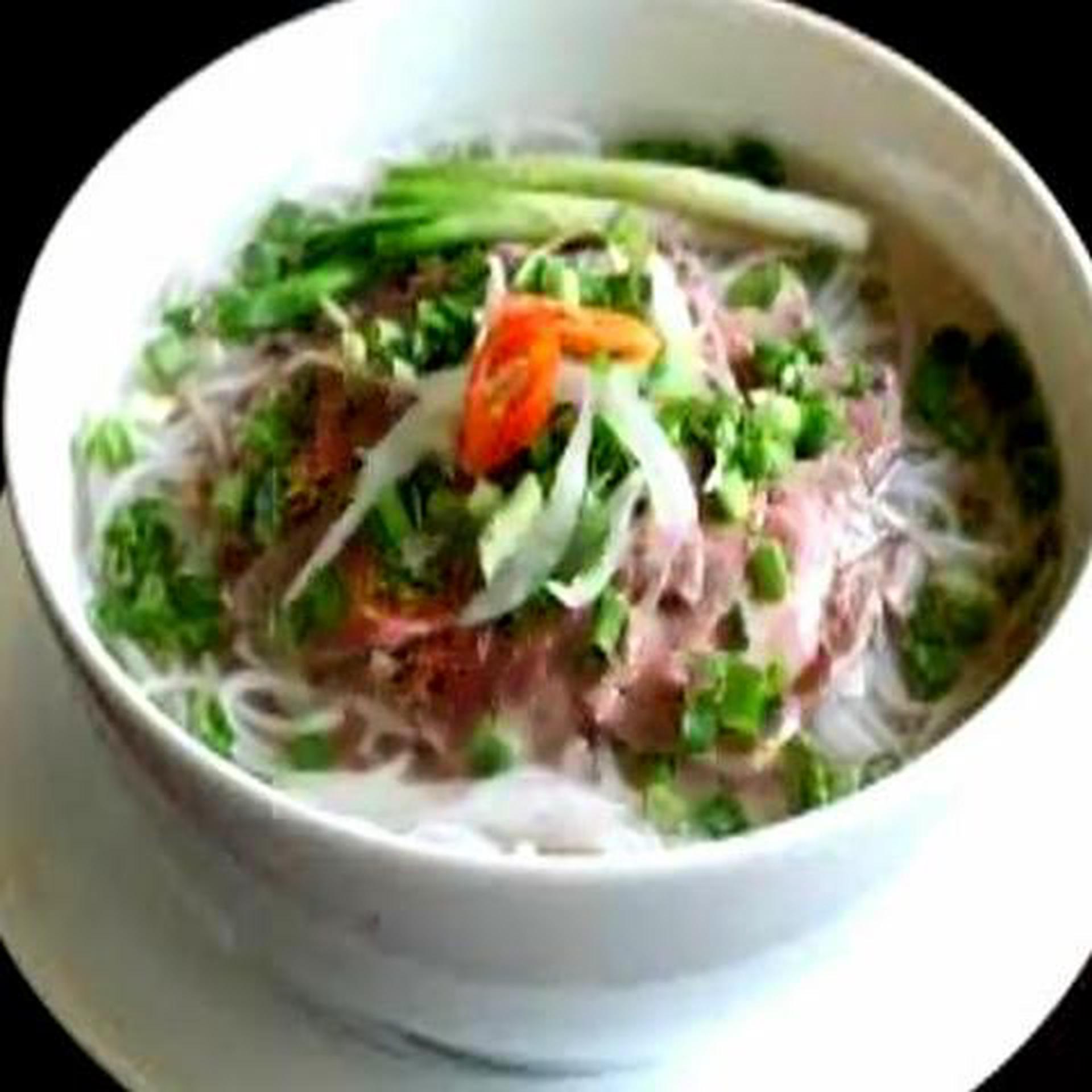 Hình ảnh Hủ tiếu bò tái