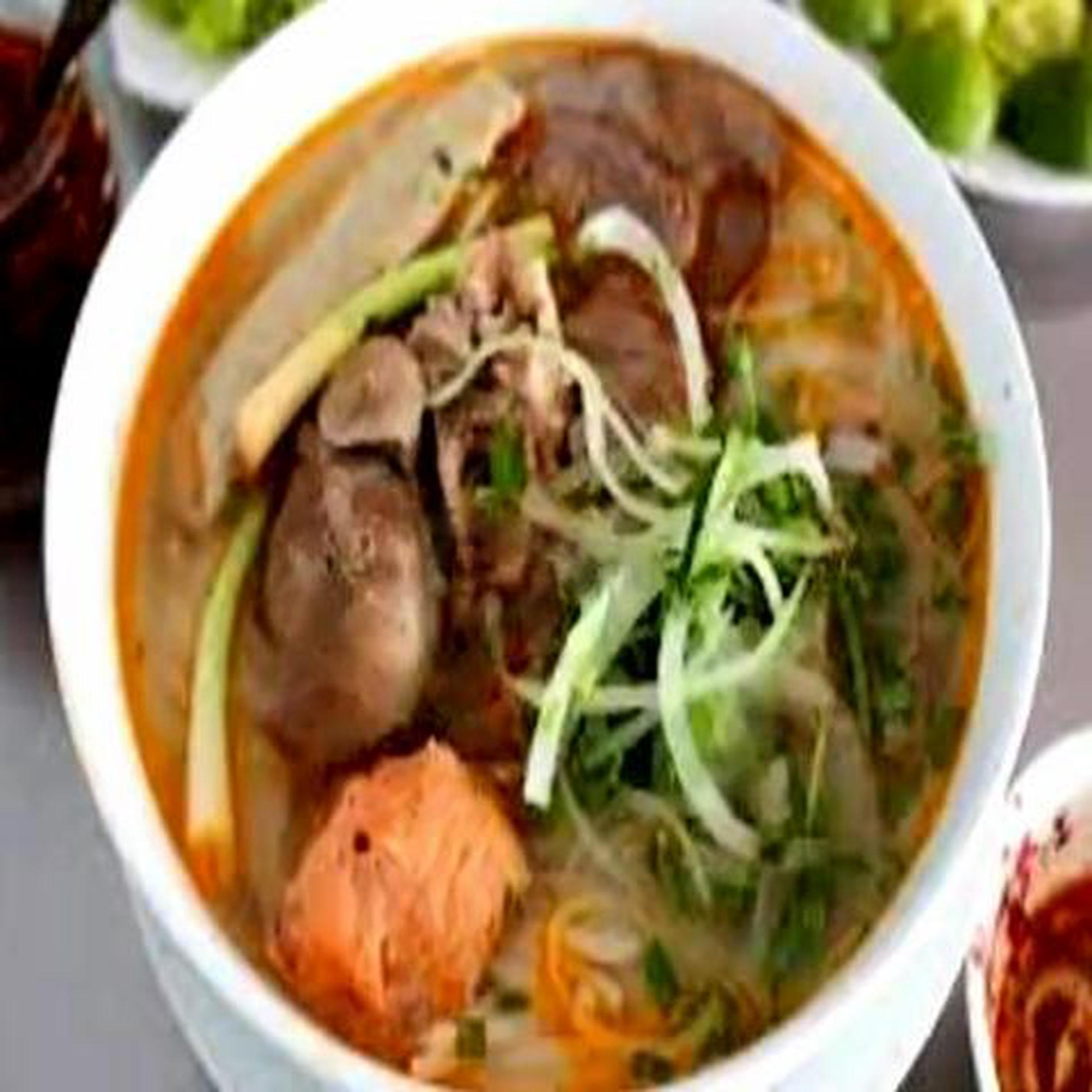 Hình ảnh Bún bò