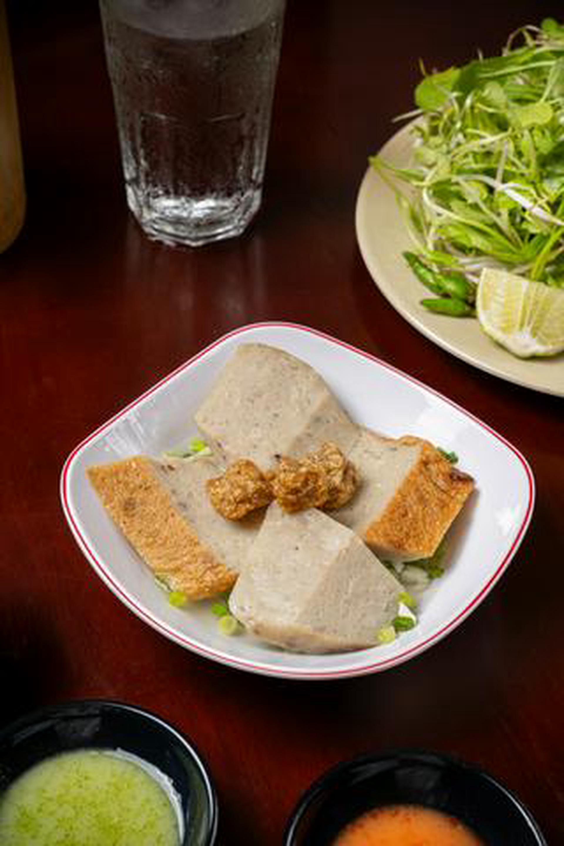 Hình ảnh Chén chả cá