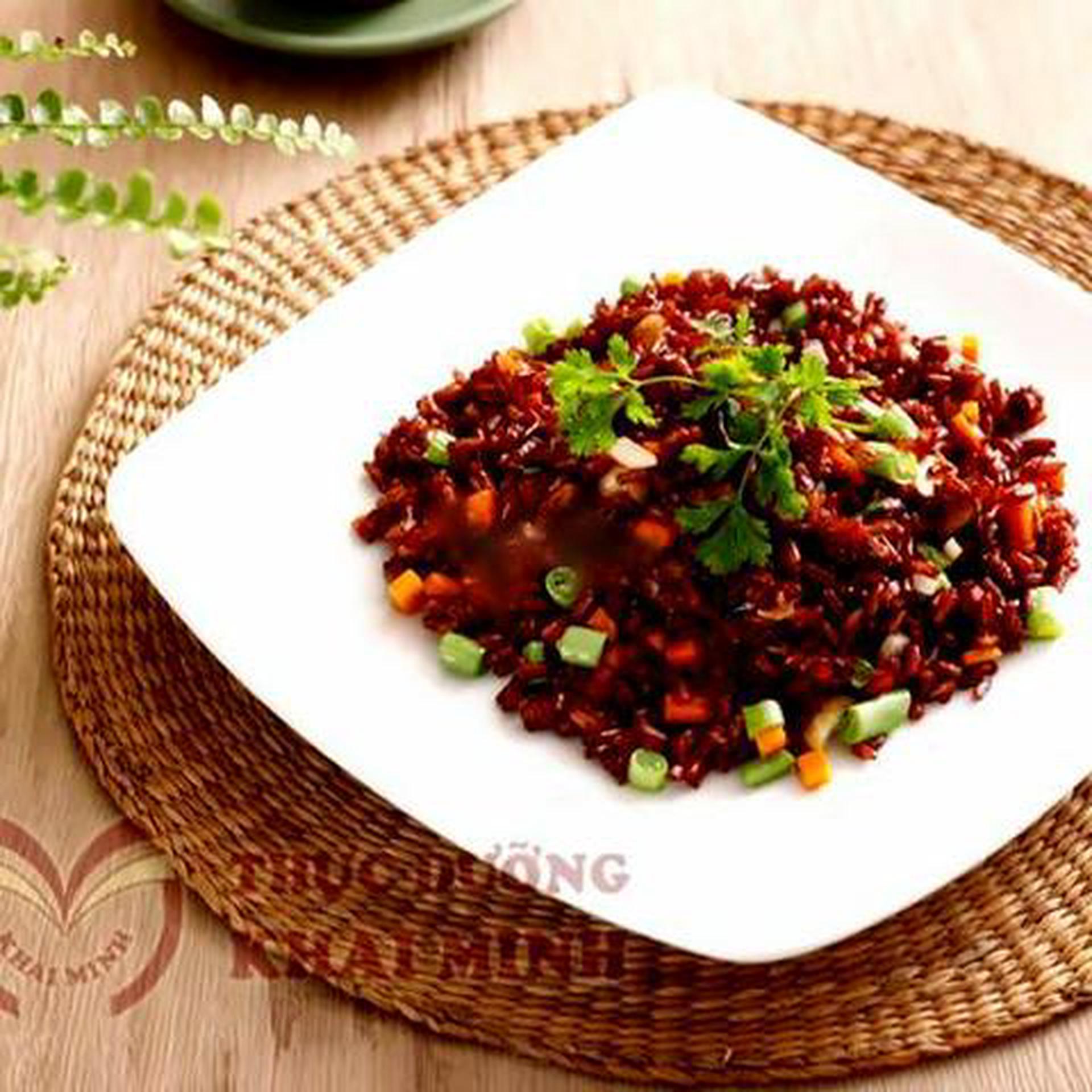 Hình ảnh Cơm chiên ngũ sắc