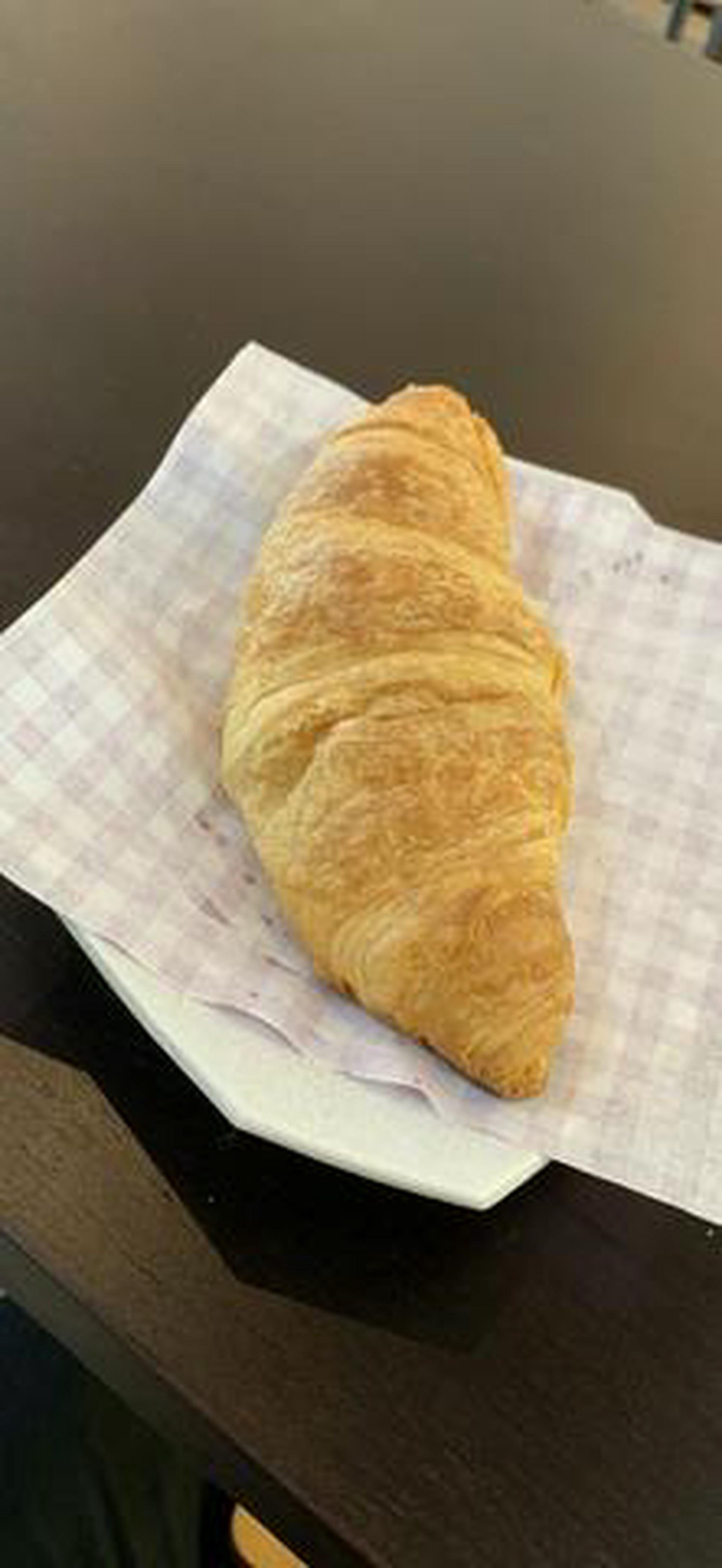 Hình ảnh Plain Croissant