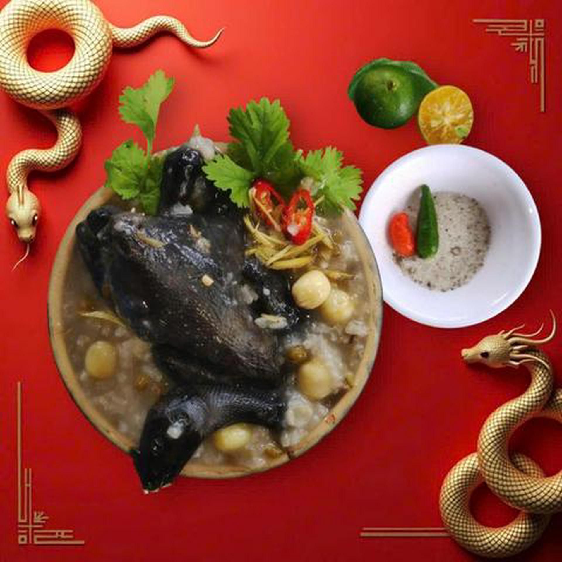 Hình ảnh Cháo gà tiềm đậu xanh hạt sen 