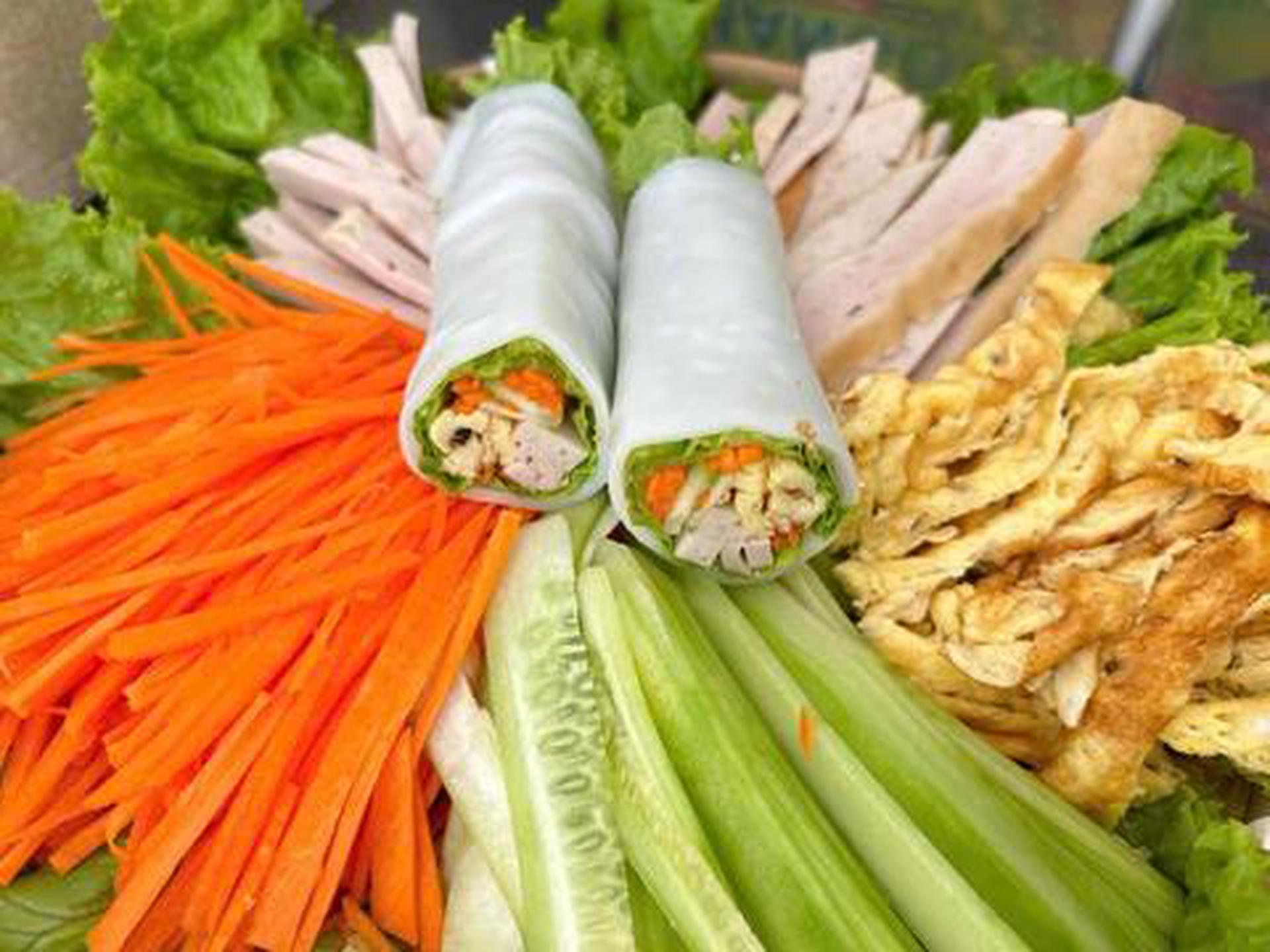 Hình ảnh Set 5 phở cuốn giò chả Hà Nội