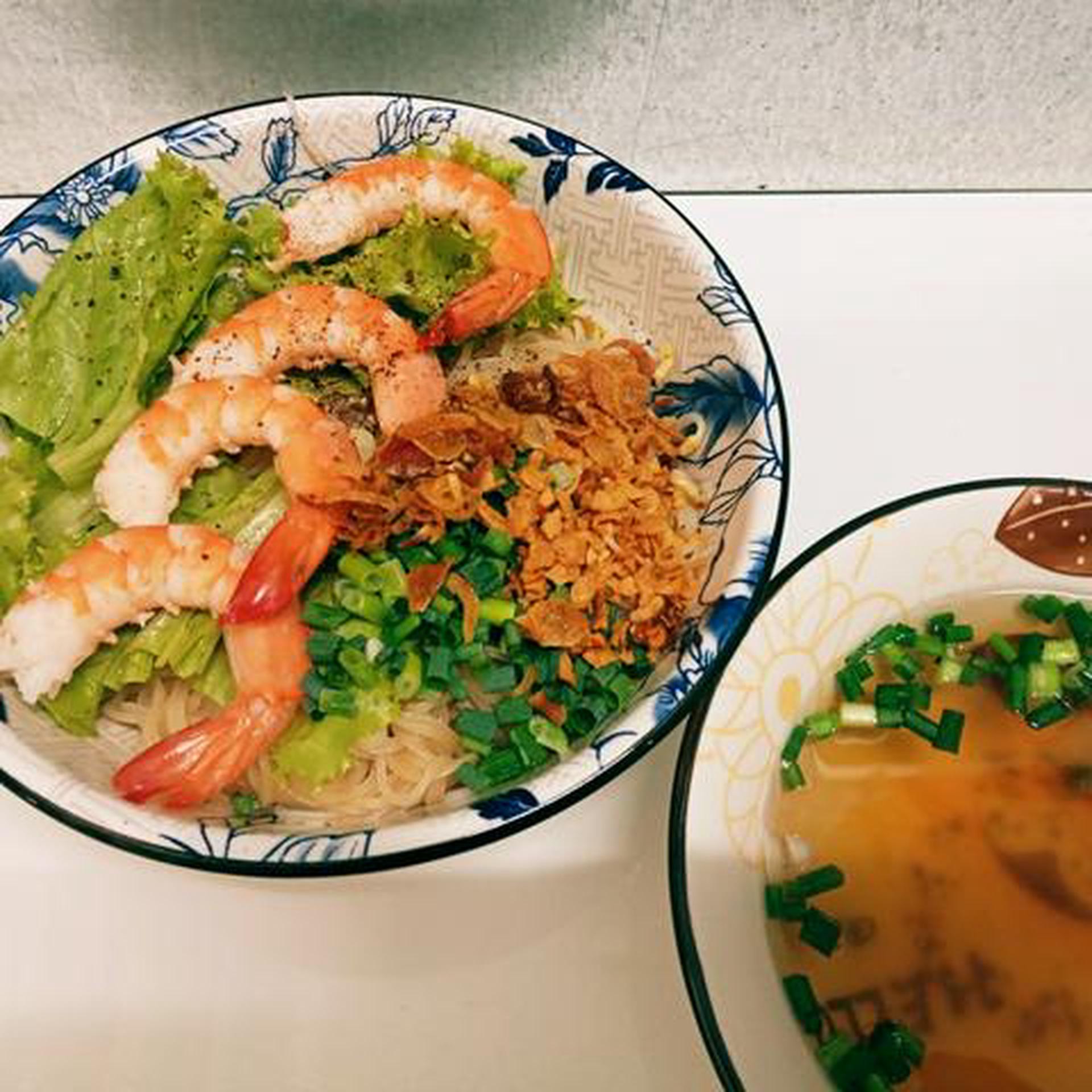 Hình ảnh Mì Trộn Tôm (Hủ tiếu  dai, bún gạo, mì vắt, mì gói.)