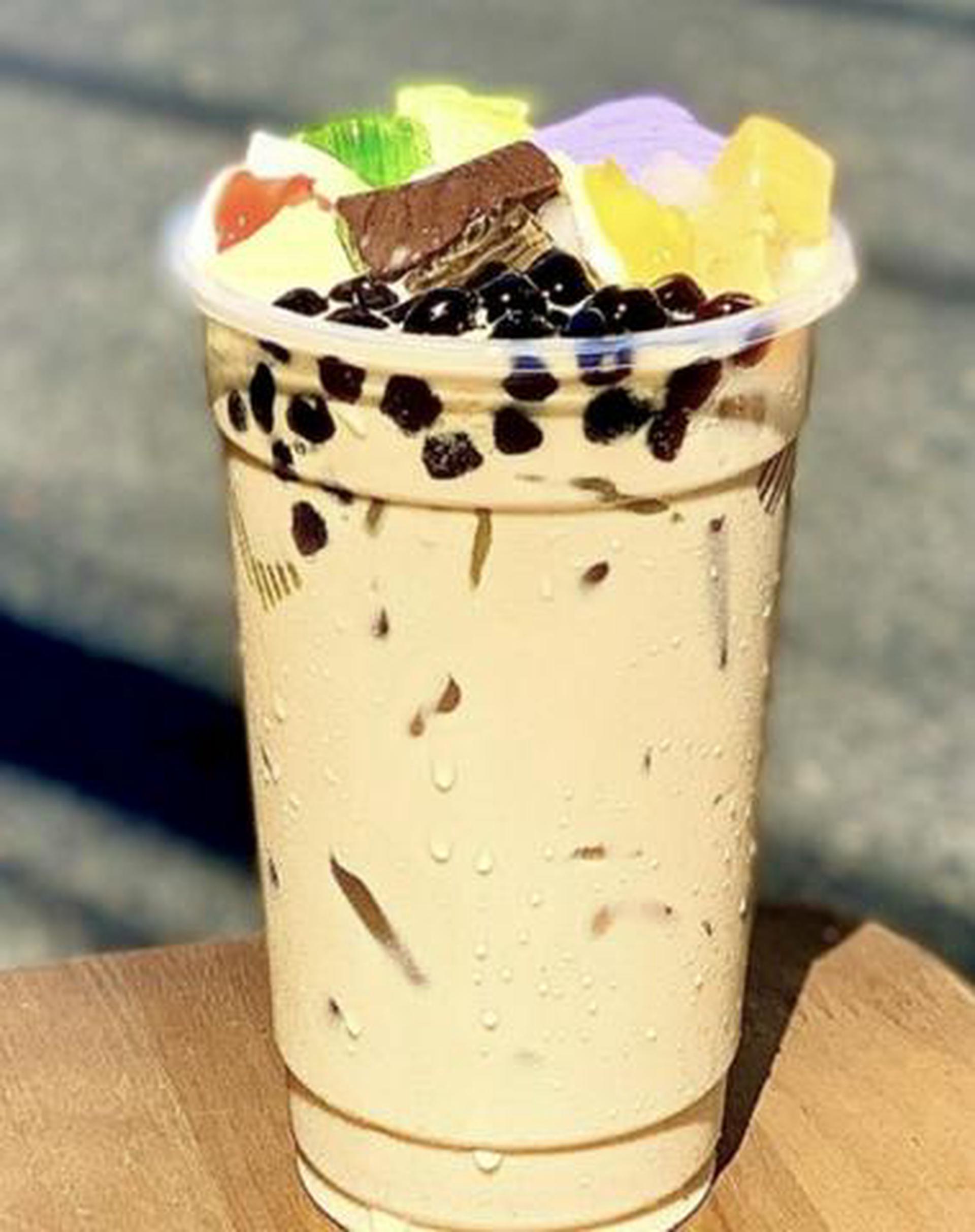 Hình ảnh Trà sữa đặc biệt full topping