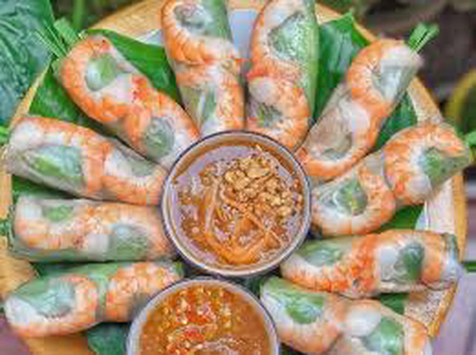 Hình ảnh combo 10 cuốn tai heo tôm