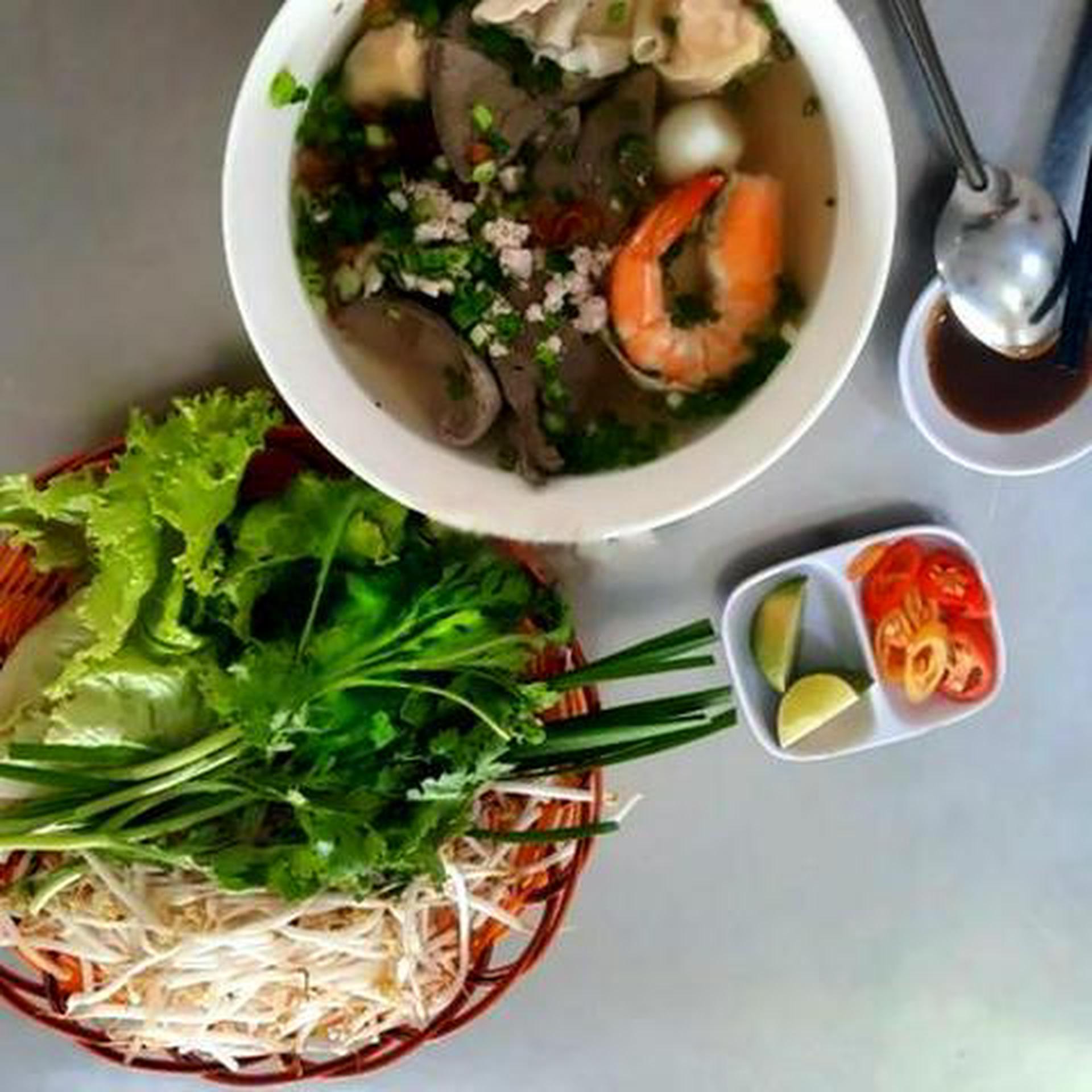 Hình ảnh Hủ tiếu Nam Vang thập cẩm