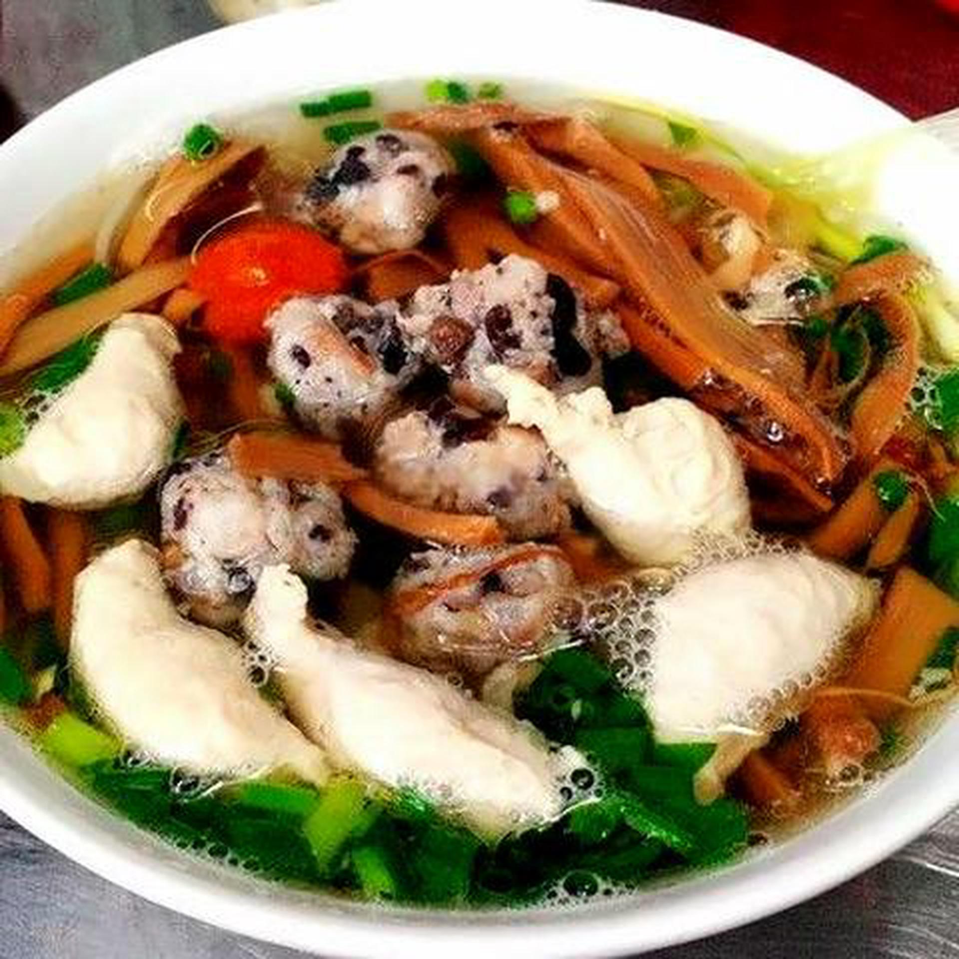 Hình ảnh Bún măng mọc chả Hà Nội