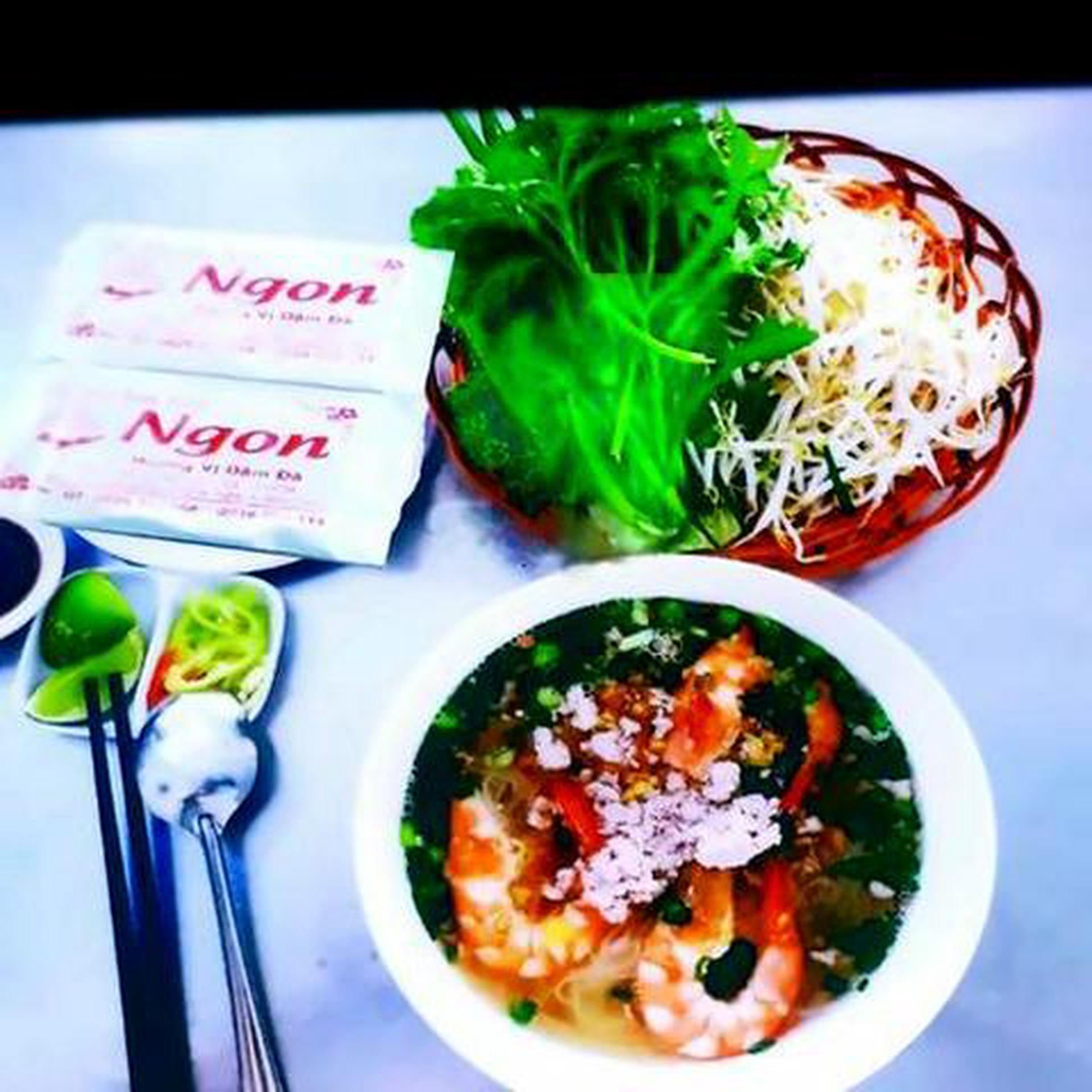 Hình ảnh Hoành thánh tôm