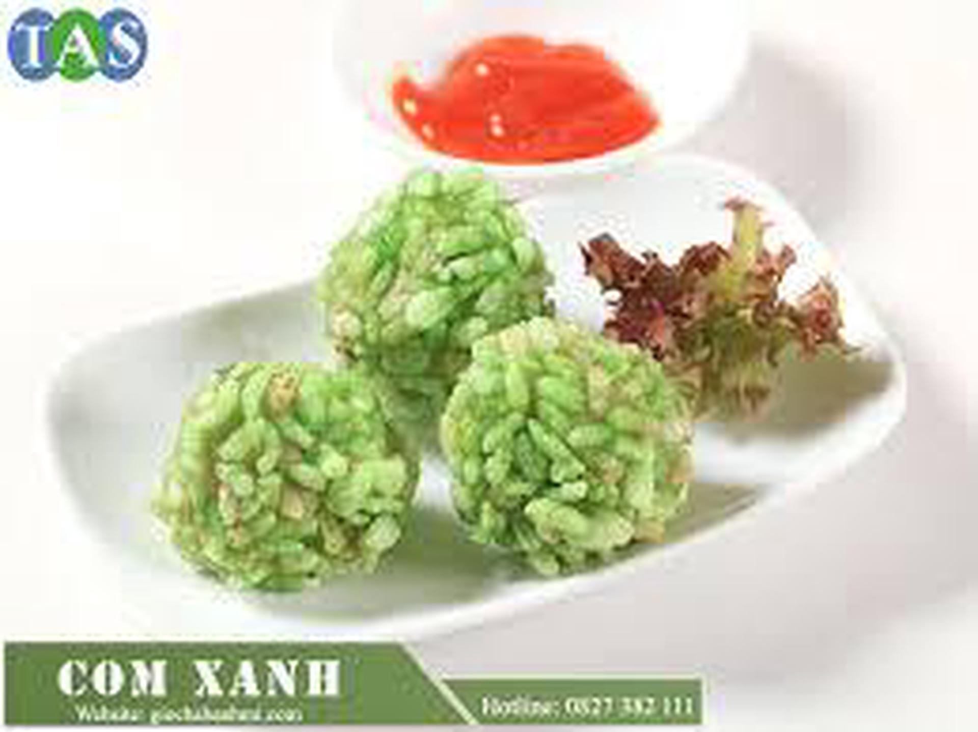 Hình ảnh Mì Trộn Chả Cá Tẩm Cốm Xanh Xúc Xích