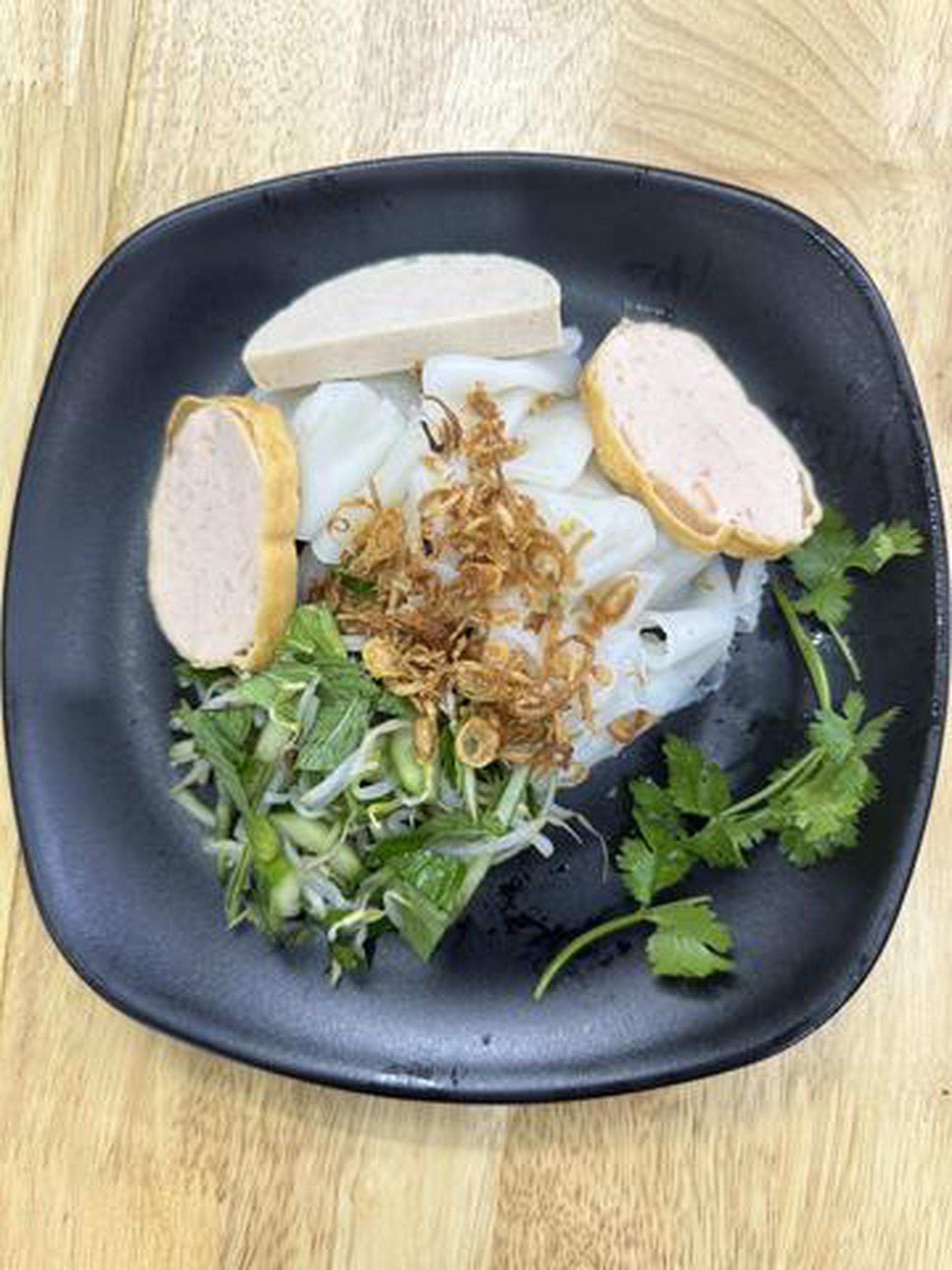 Hình ảnh BÁNH CUỐN CHẢ 