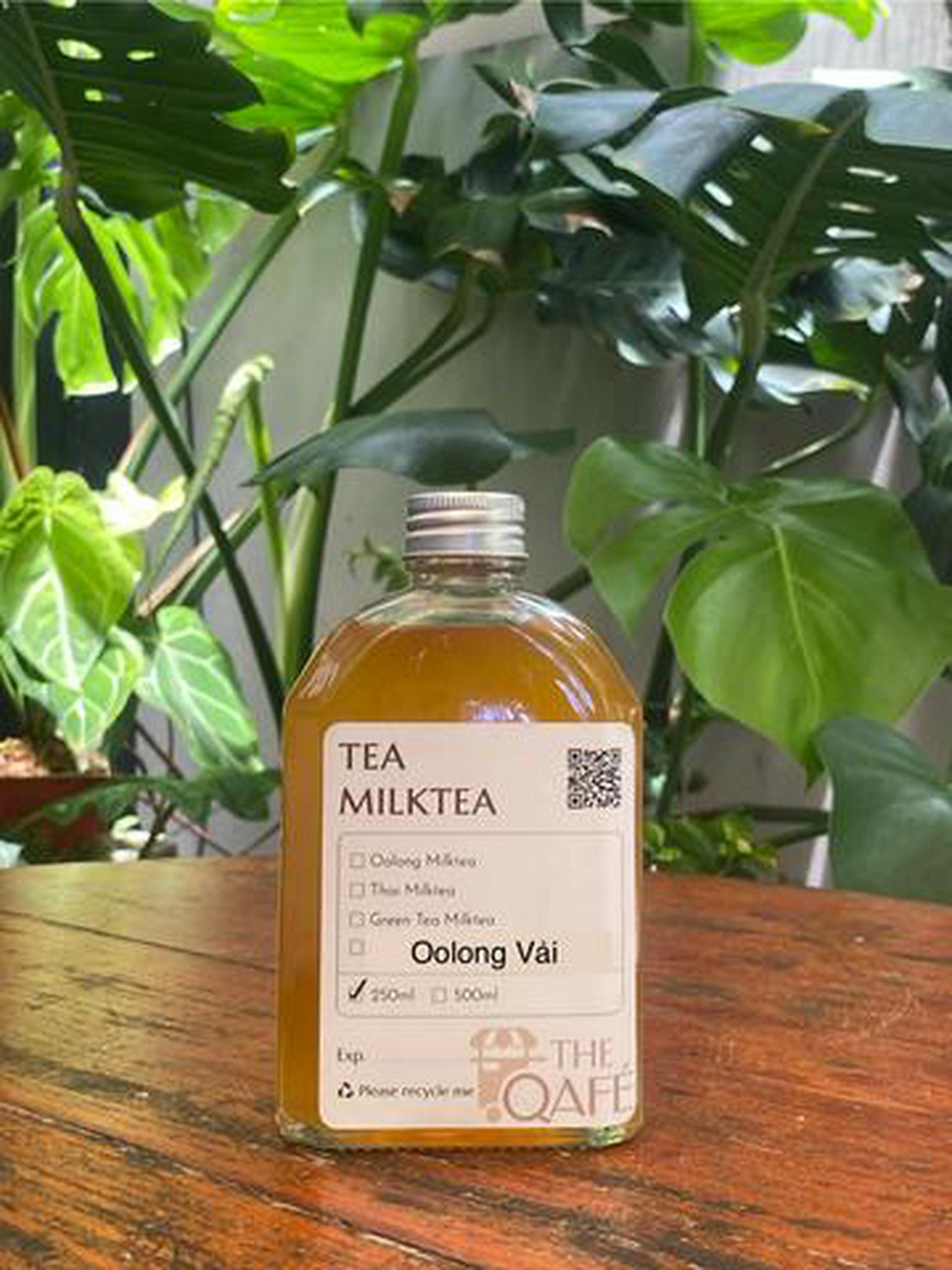 Hình ảnh Oolong Vải (chai 250ml)