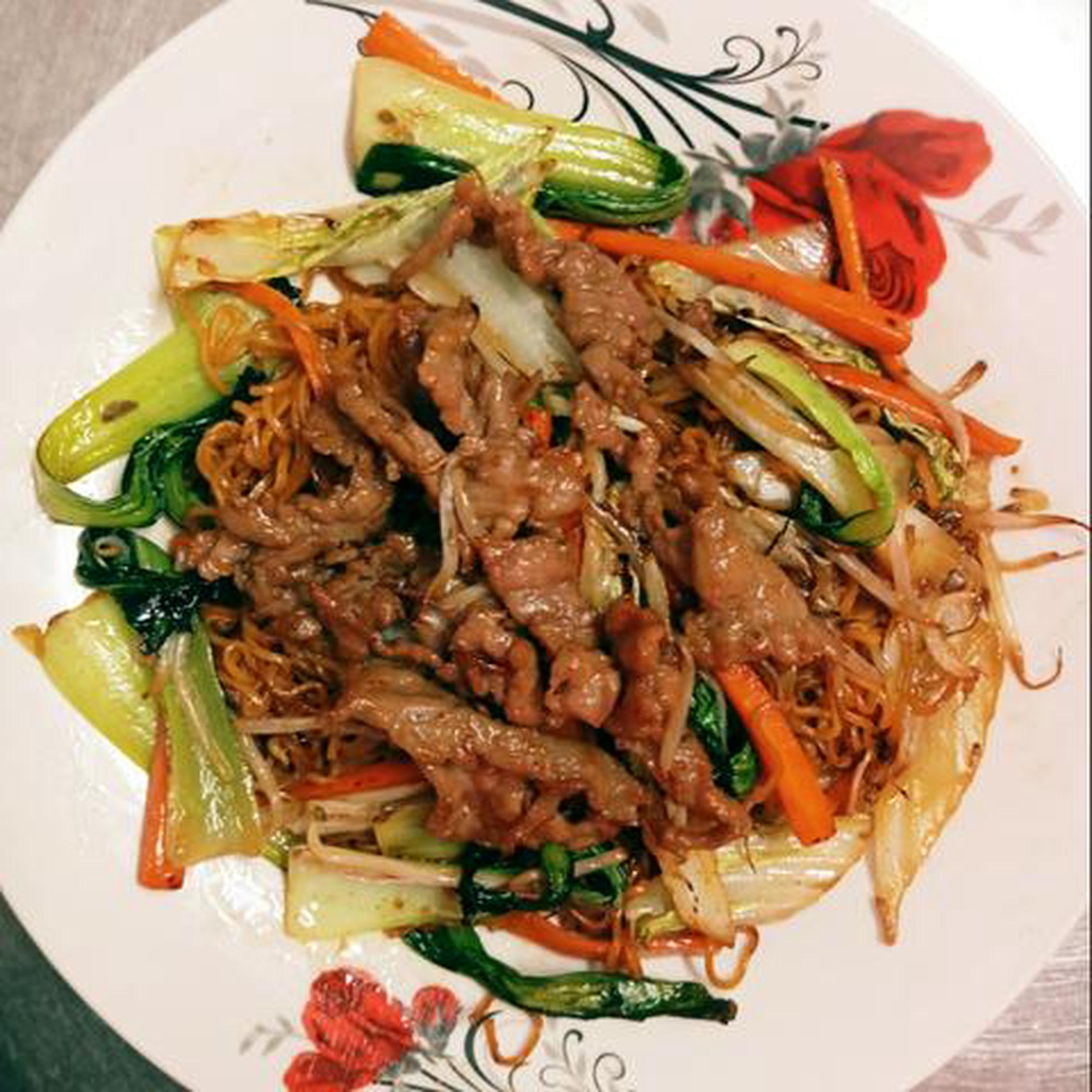 Hình ảnh Mì Gói Xào Bò 