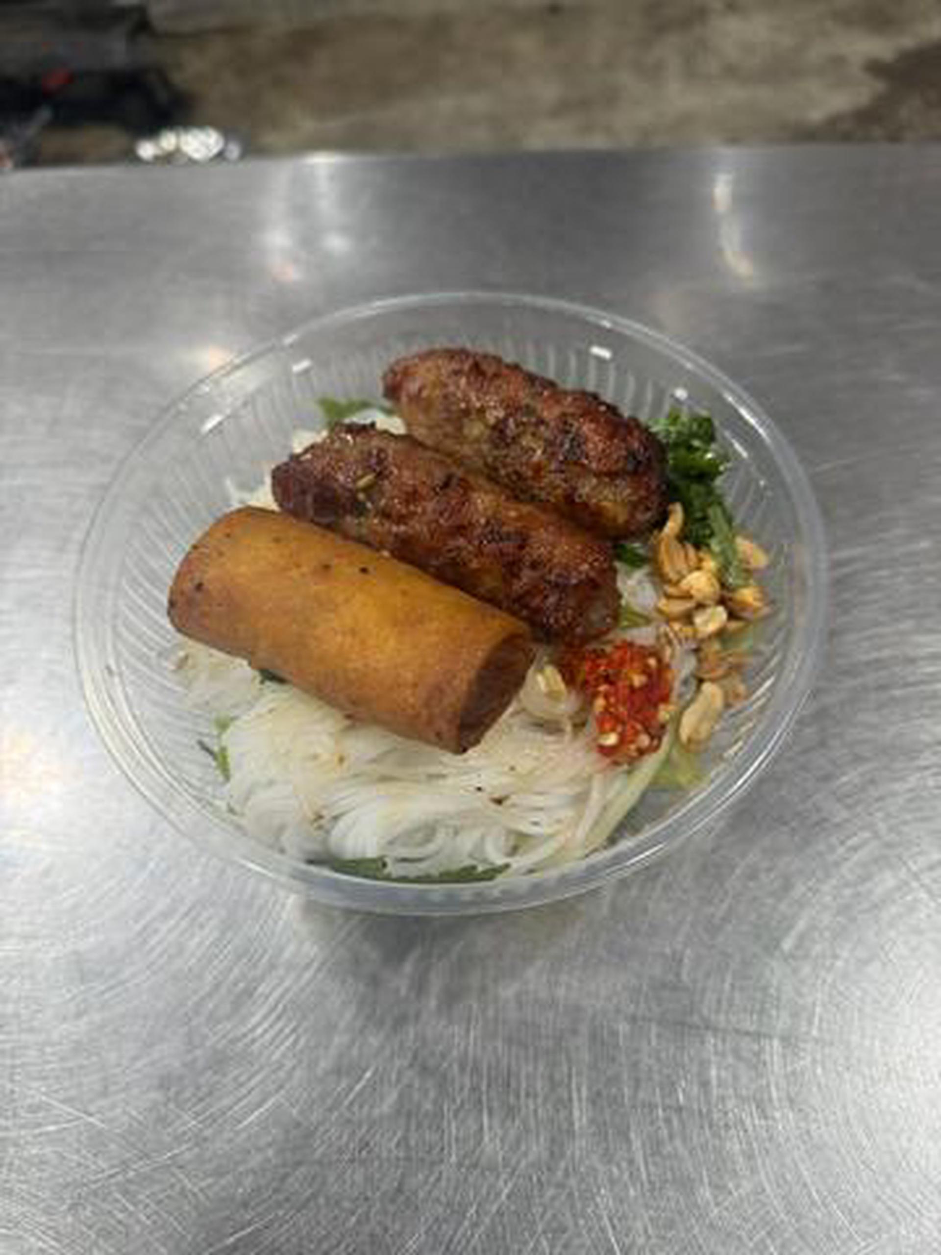 Hình ảnh Bún Nem Giò