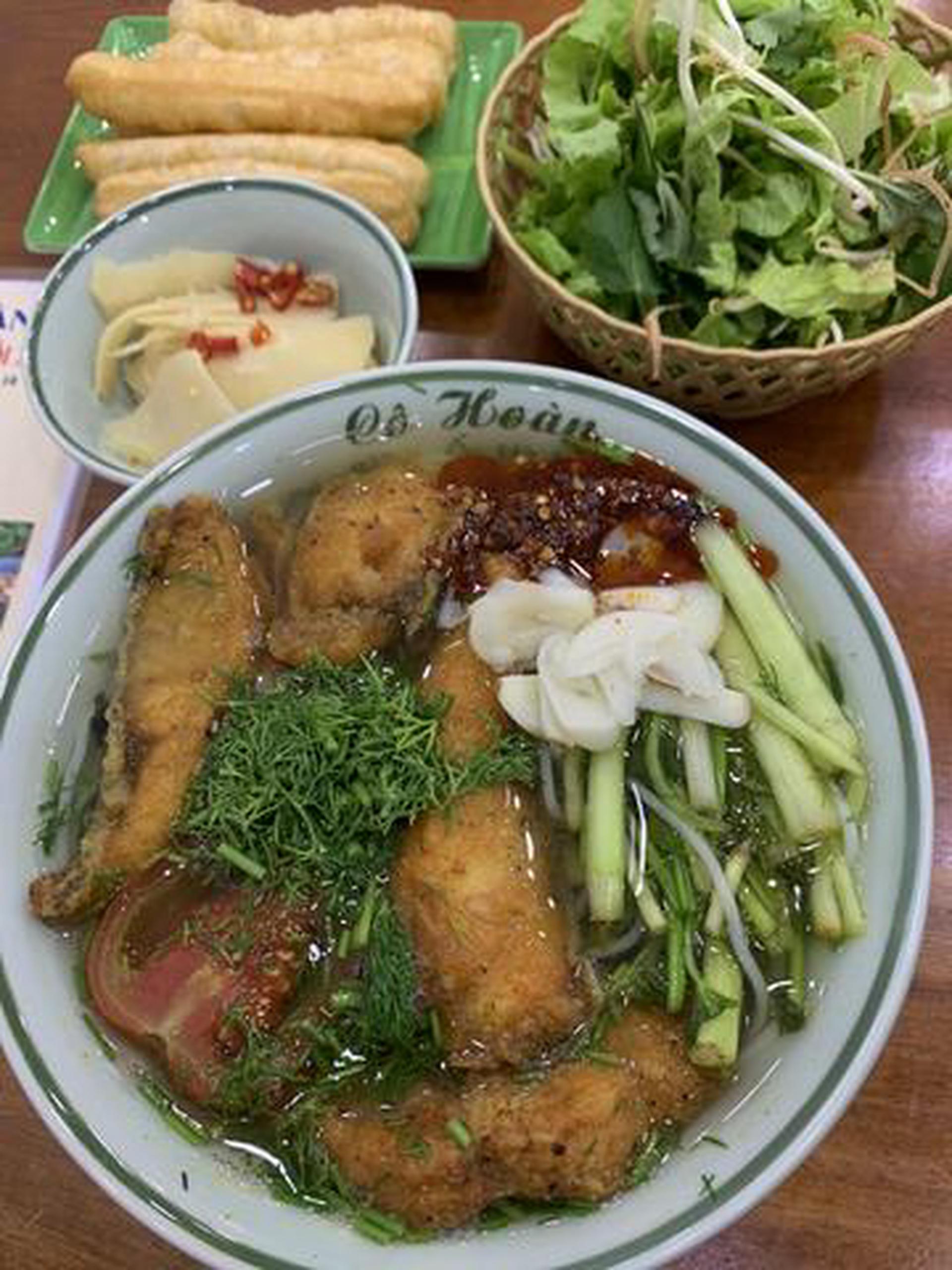 Hình ảnh Bún cá mềm