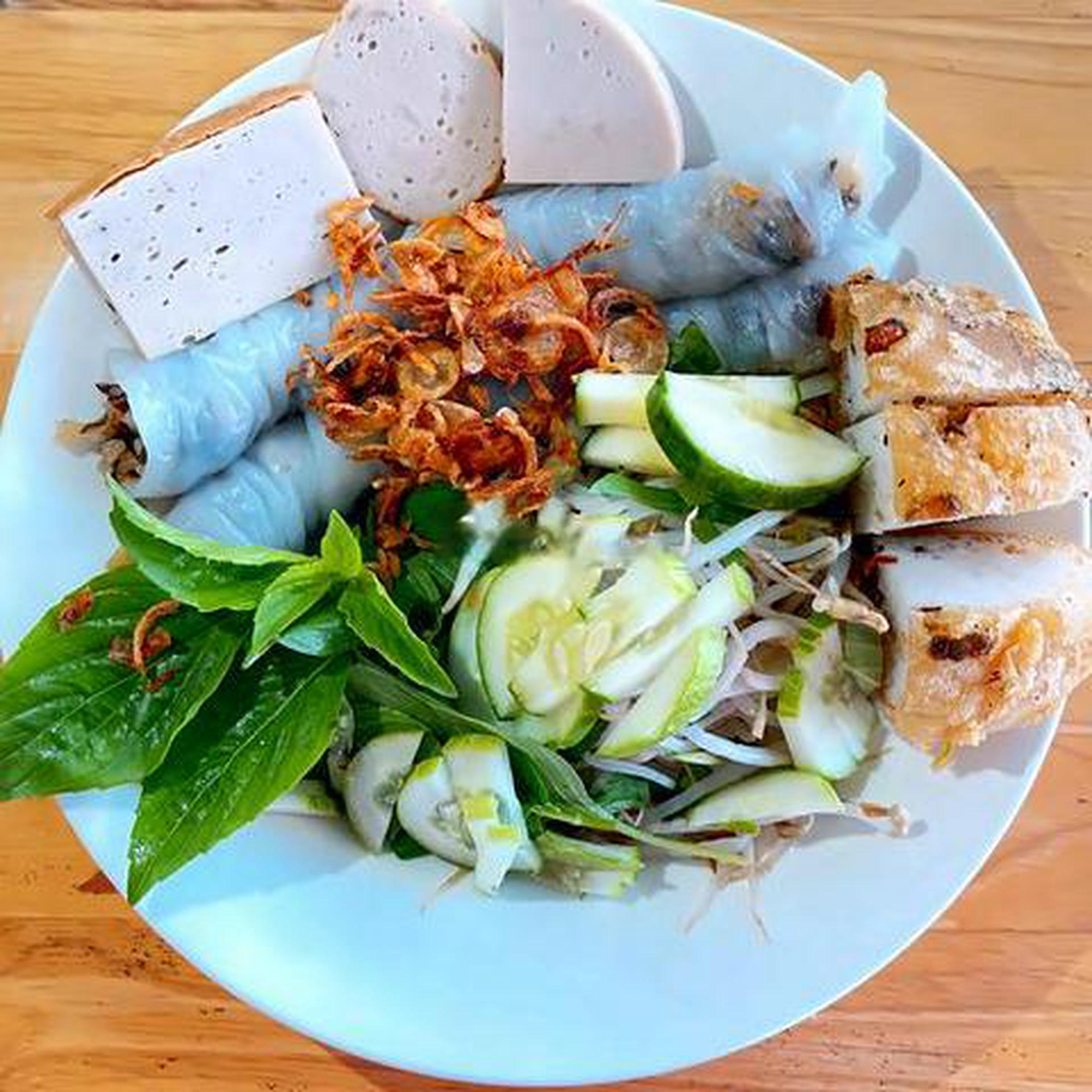Hình ảnh Bánh cuốn chả