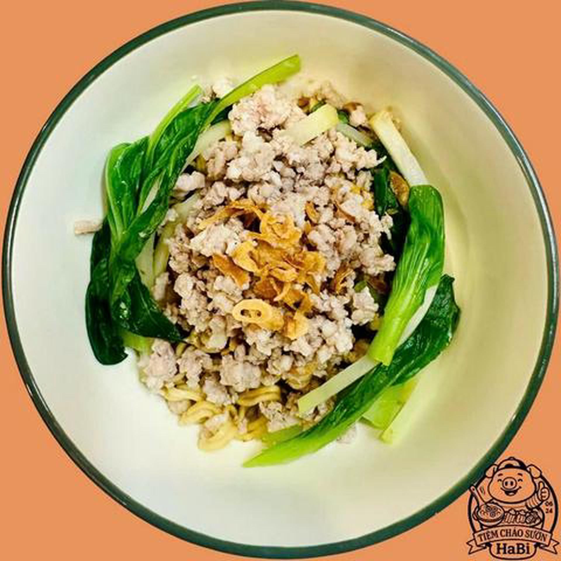 Hình ảnh Mì trộn bò bằm