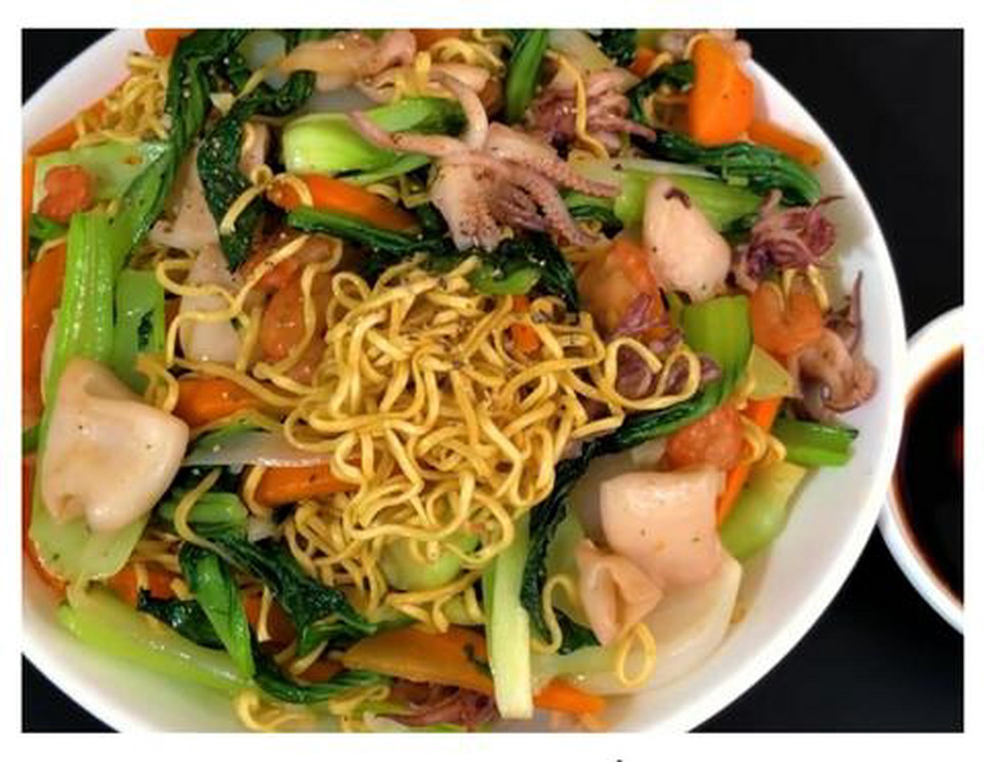 Hình ảnh Mì xào hải sản