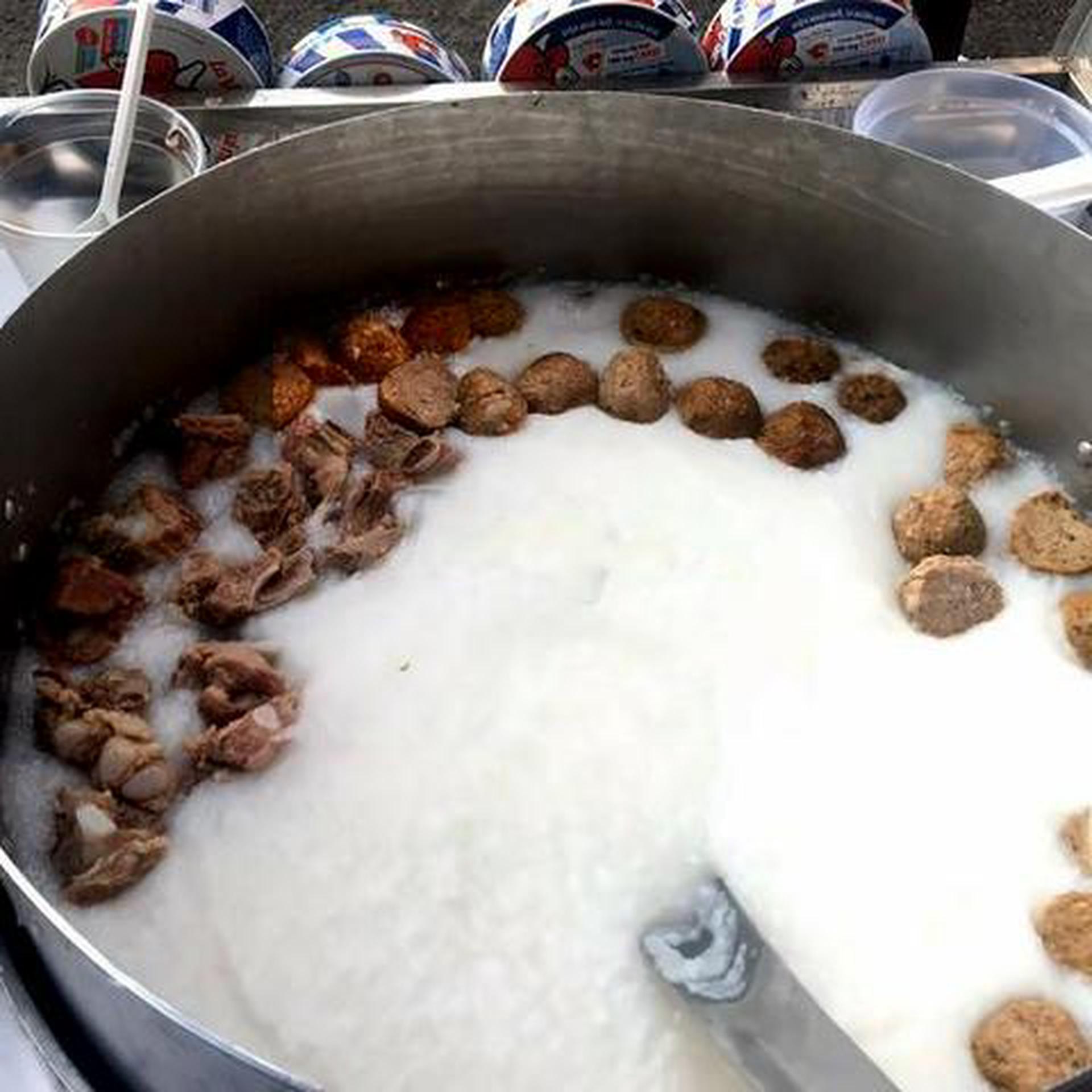 Hình ảnh CHÁO THỊT BẰM HẦM MỀM