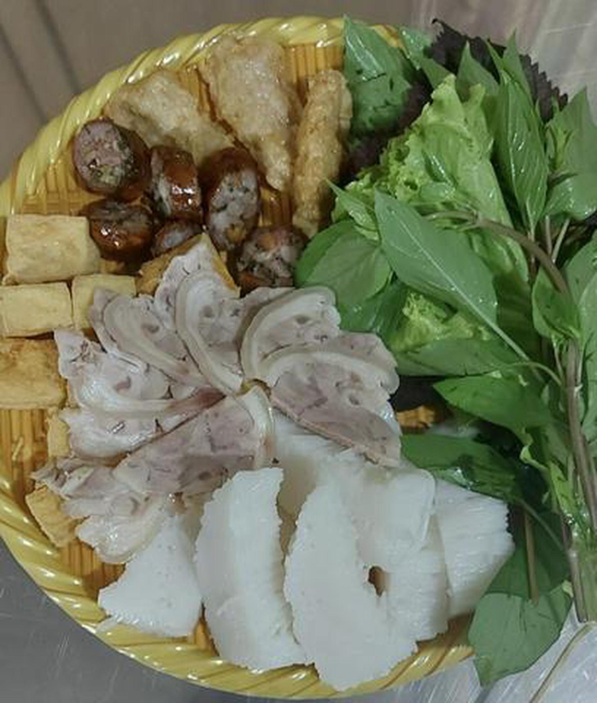 Hình ảnh Bún đậu thập cẩm 