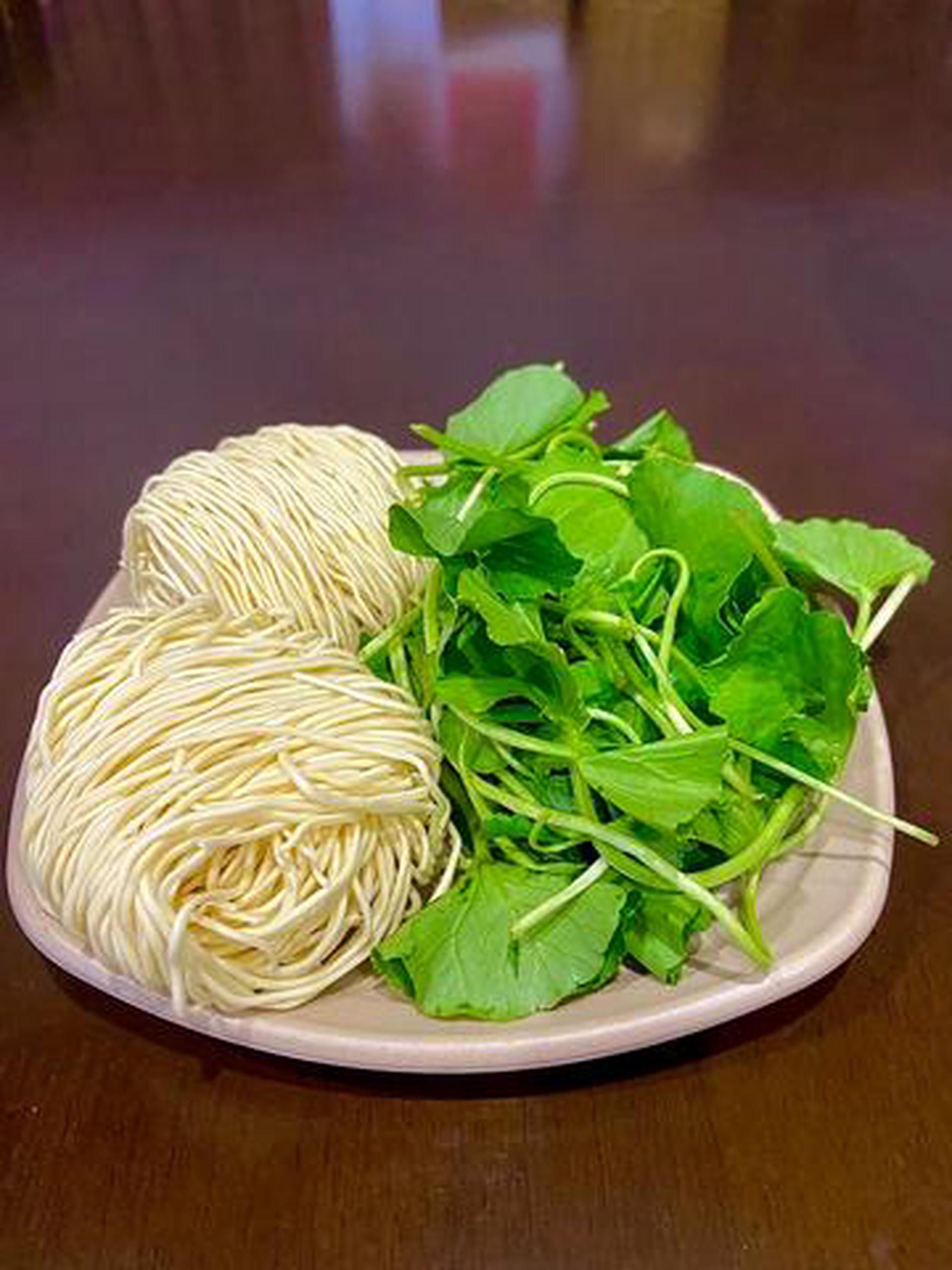 Hình ảnh Mì trứng + rau