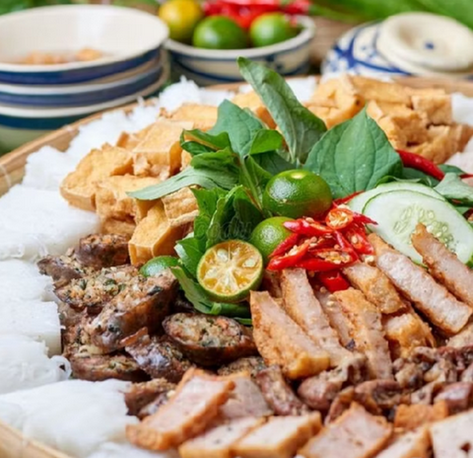 Hình ảnh phần đặc biệt 1 người 7 món