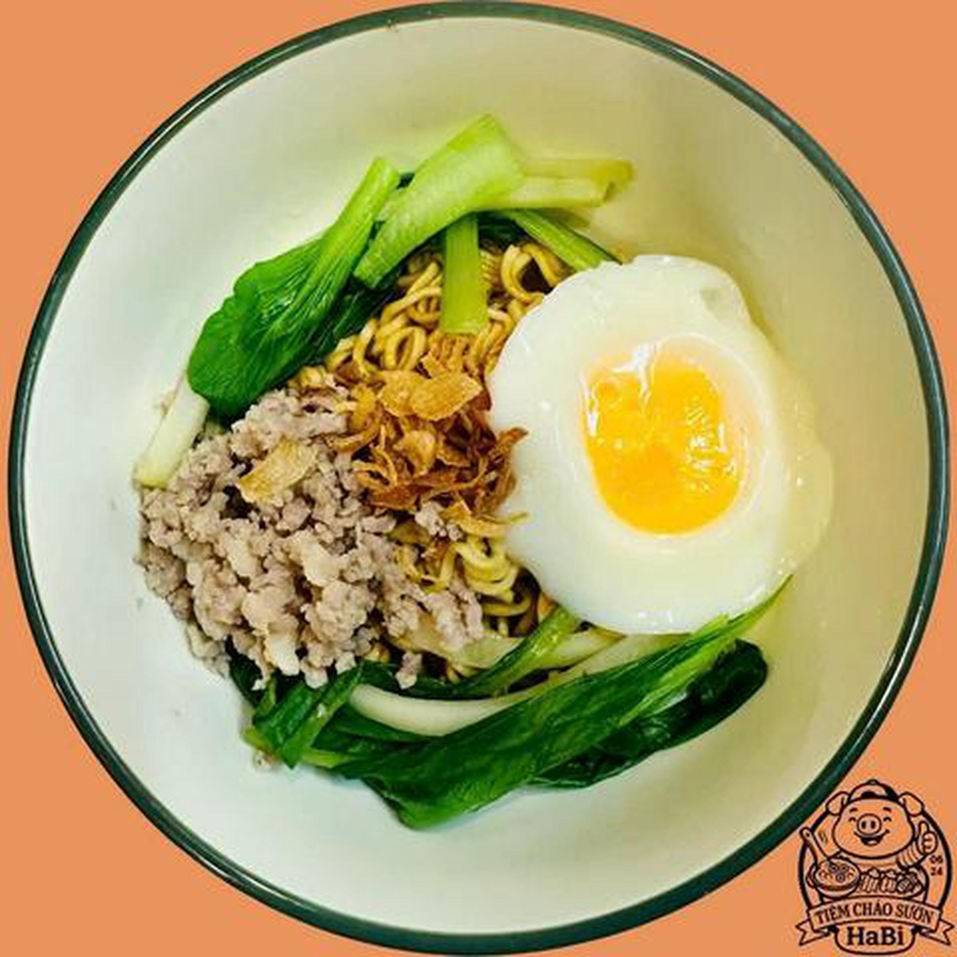Hình ảnh Mì trộn thịt bằm trứng