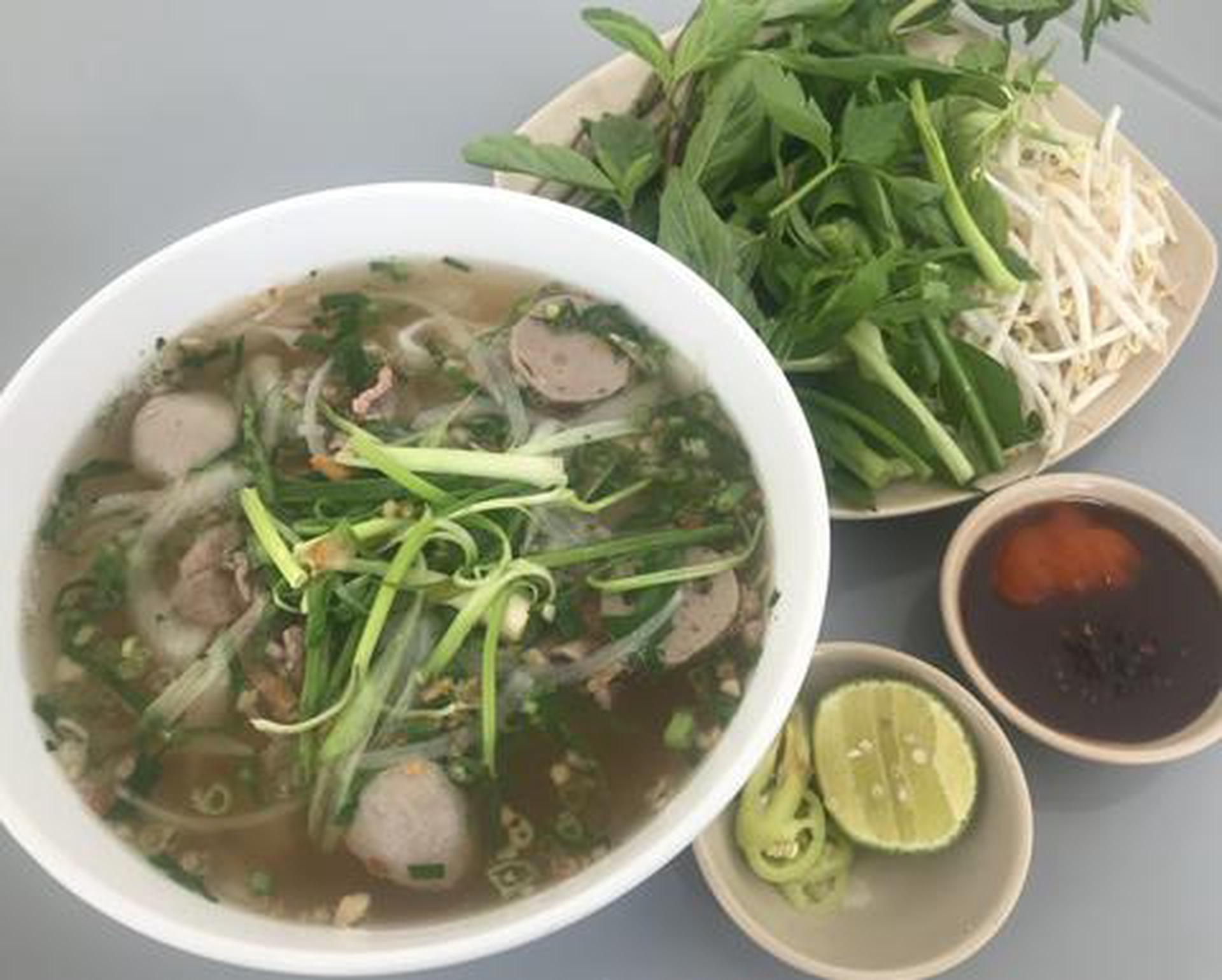 Hình ảnh Phở Bò Viên