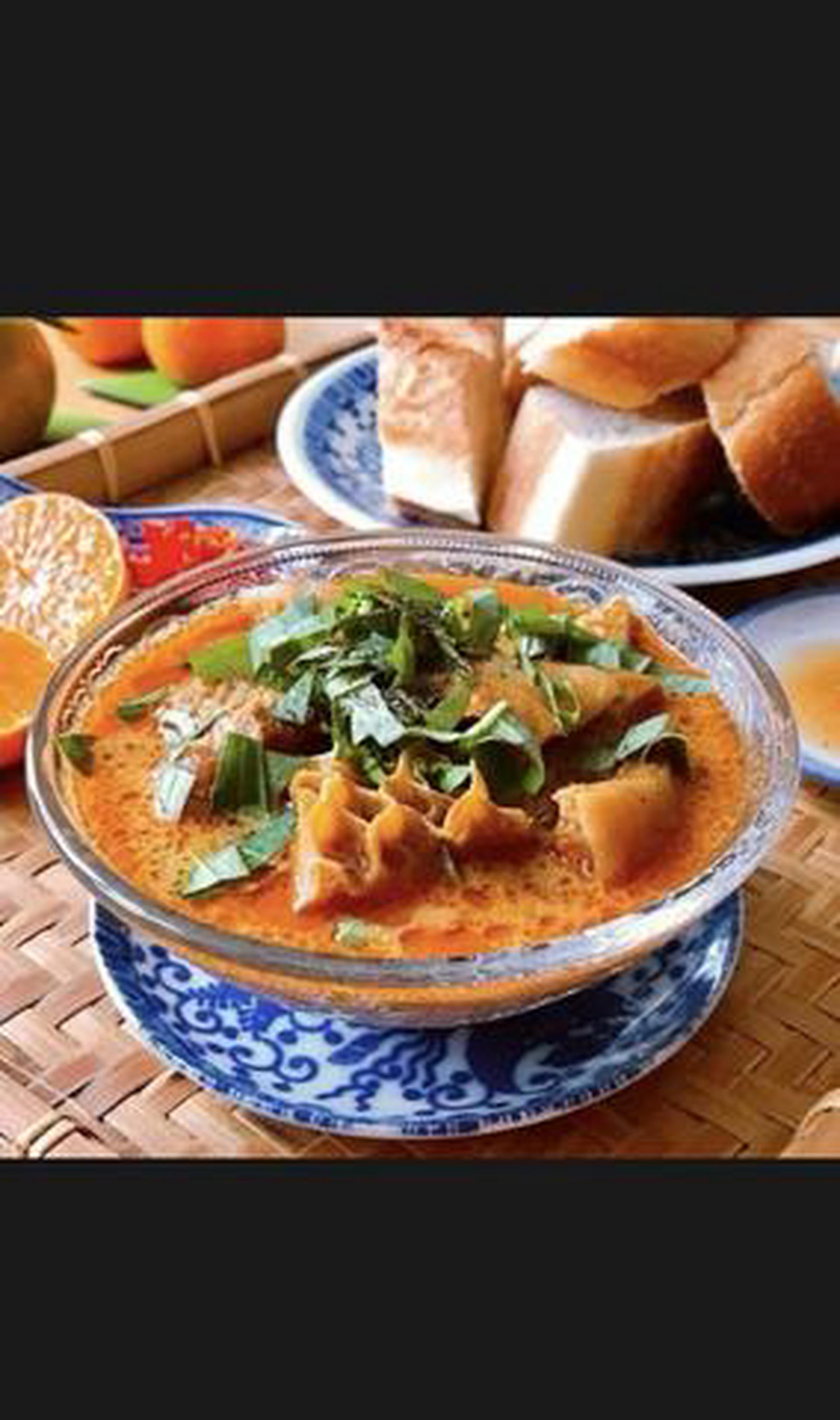 Hình ảnh Combo lớn - phá lấu bò 2 bánh mì
