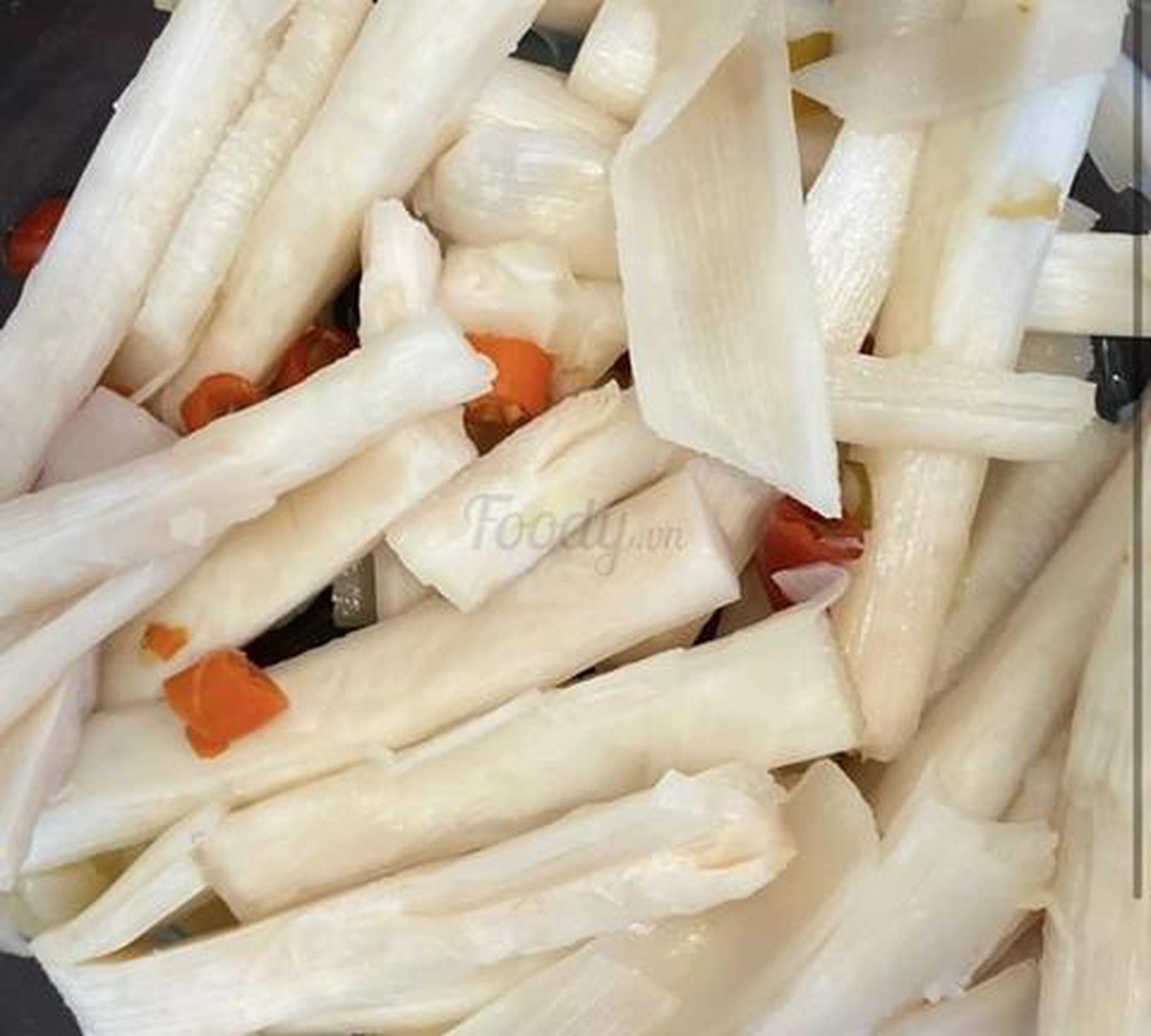 Hình ảnh Măng chua ngâm ớt