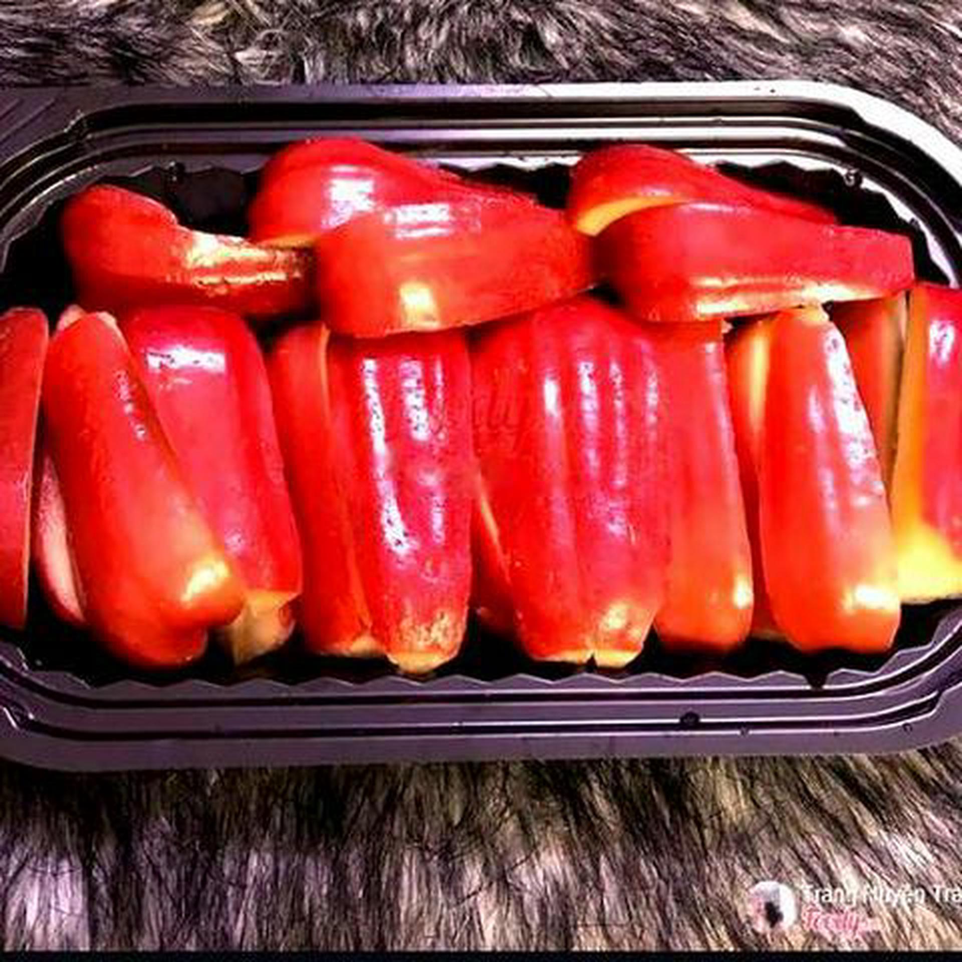 Hình ảnh Mận đỏ An Phước hộp - 500gr