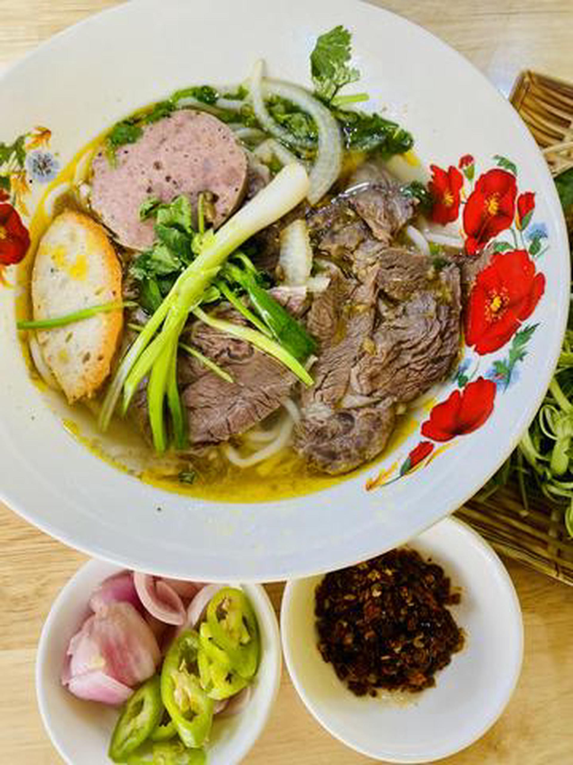 Hình ảnh Bún Bò Nạm Chả