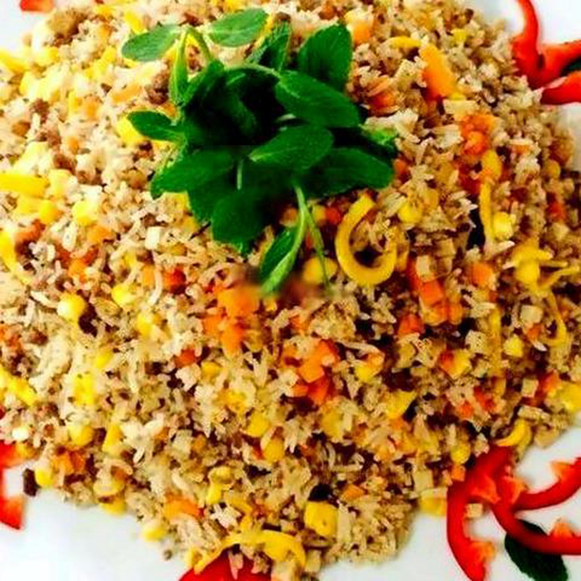 Hình ảnh Cơm chiên thập cẩm xào
